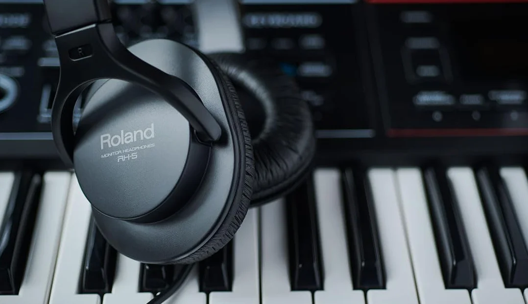 Roland Cuffie Monitor RH-5: per Creare e Ascoltare Musica Ogni Giorno