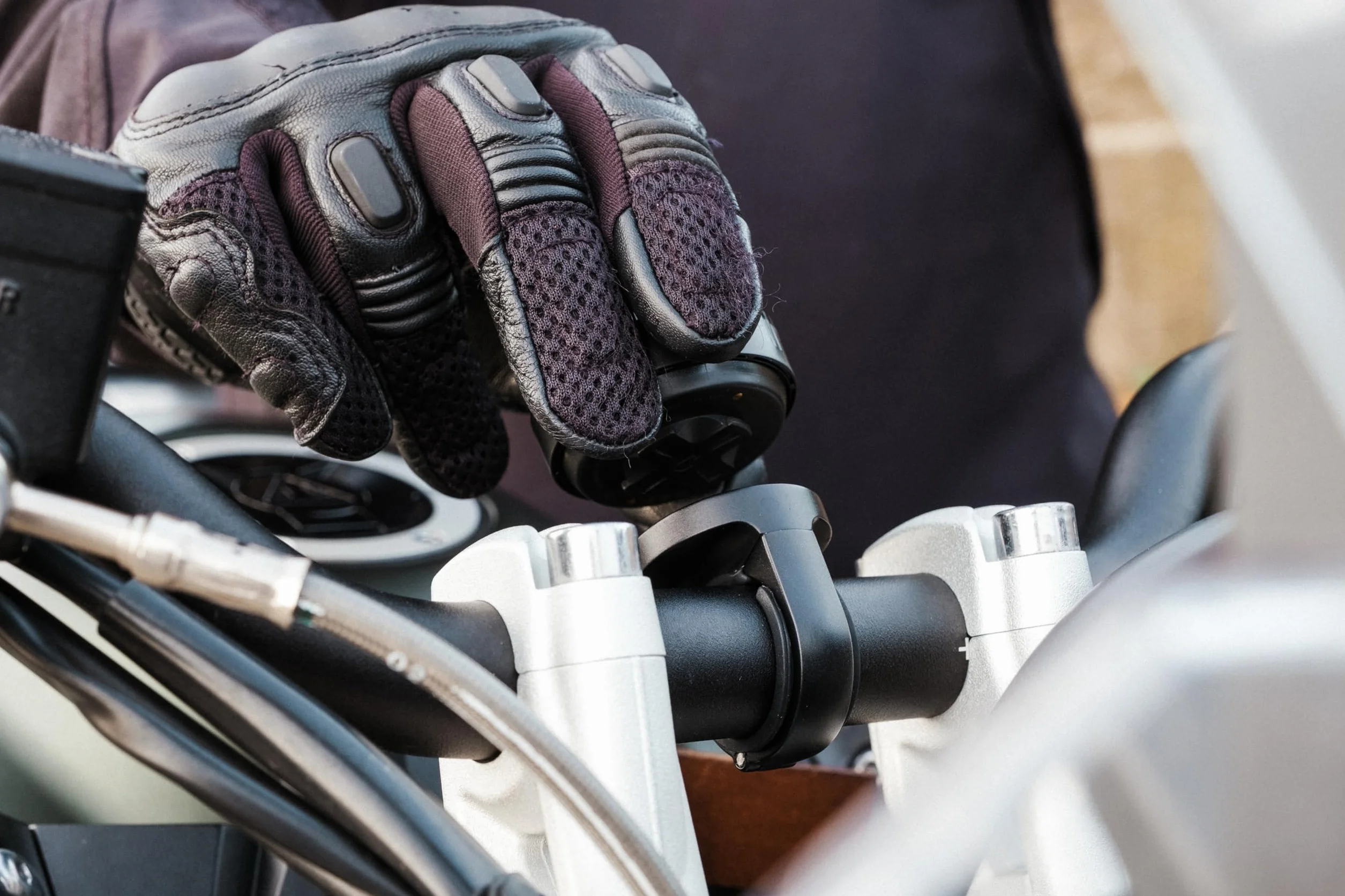 Beeline Supporto Morsetto Manubrio per Moto II Metallo Anodizzato 22,2-31,8 mm Montaggio Girevole