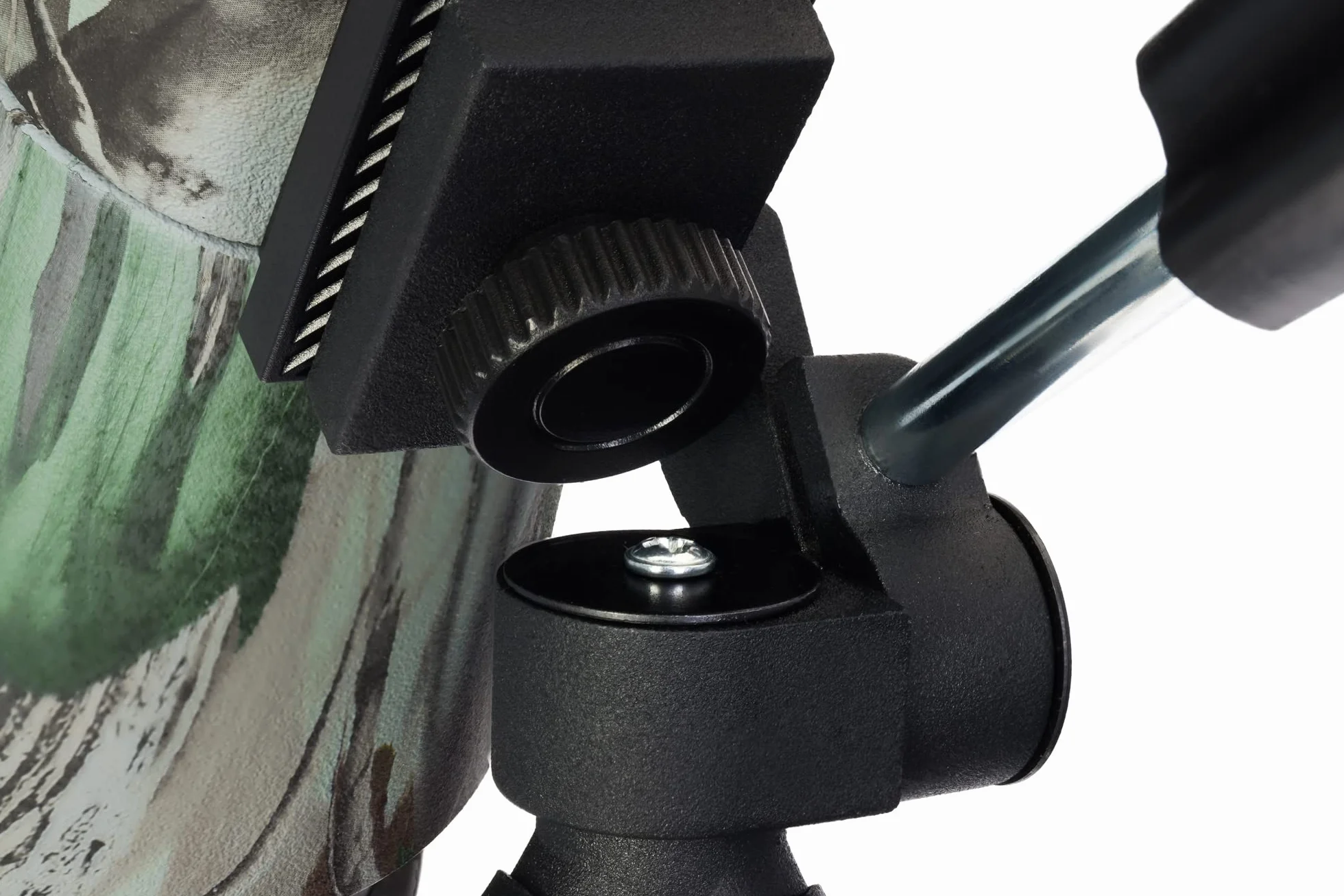 Levenhuk Camo Rind 60 – Cannocchiale Terrestre con Treppiede, Zoom 16-48x, Ottica BK-7 Fully-Coated, Design Mimetico – Robusto per Caccia, Arceria, Tiro a Segno, Birdwatching, Natura, Campeggio
