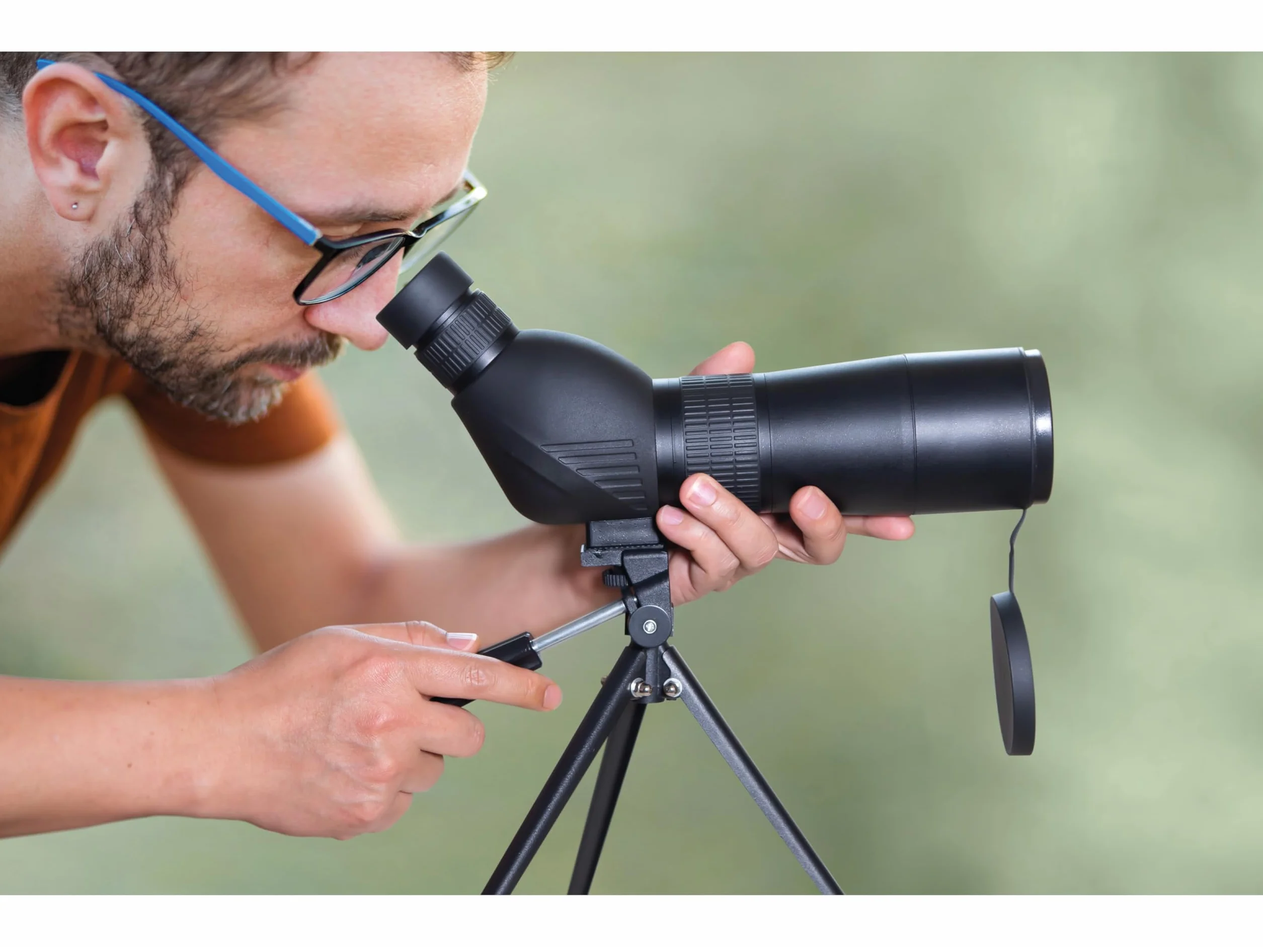 Technaxx Cannocchiale 20-60x60 con Treppiede per Birdwatching Caccia Tiro Sportivo – Telescopio Zoom con Obiettivo 60mm Prisma BK7 Lenti Trattate Borsa da Trasporto Outdoor Natura Viaggio TX-180