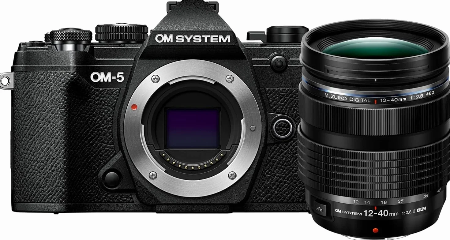 OM SYSTEM Fotocamera OM-5 con sistema Micro Quattro Terzi, incl obiettivo M Zuiko Digital ED 12-40mm PRO II, sensore Live MOS da 20MP, stabilizzazione dell'immagine a 5 assi migliorata, nero/nero
