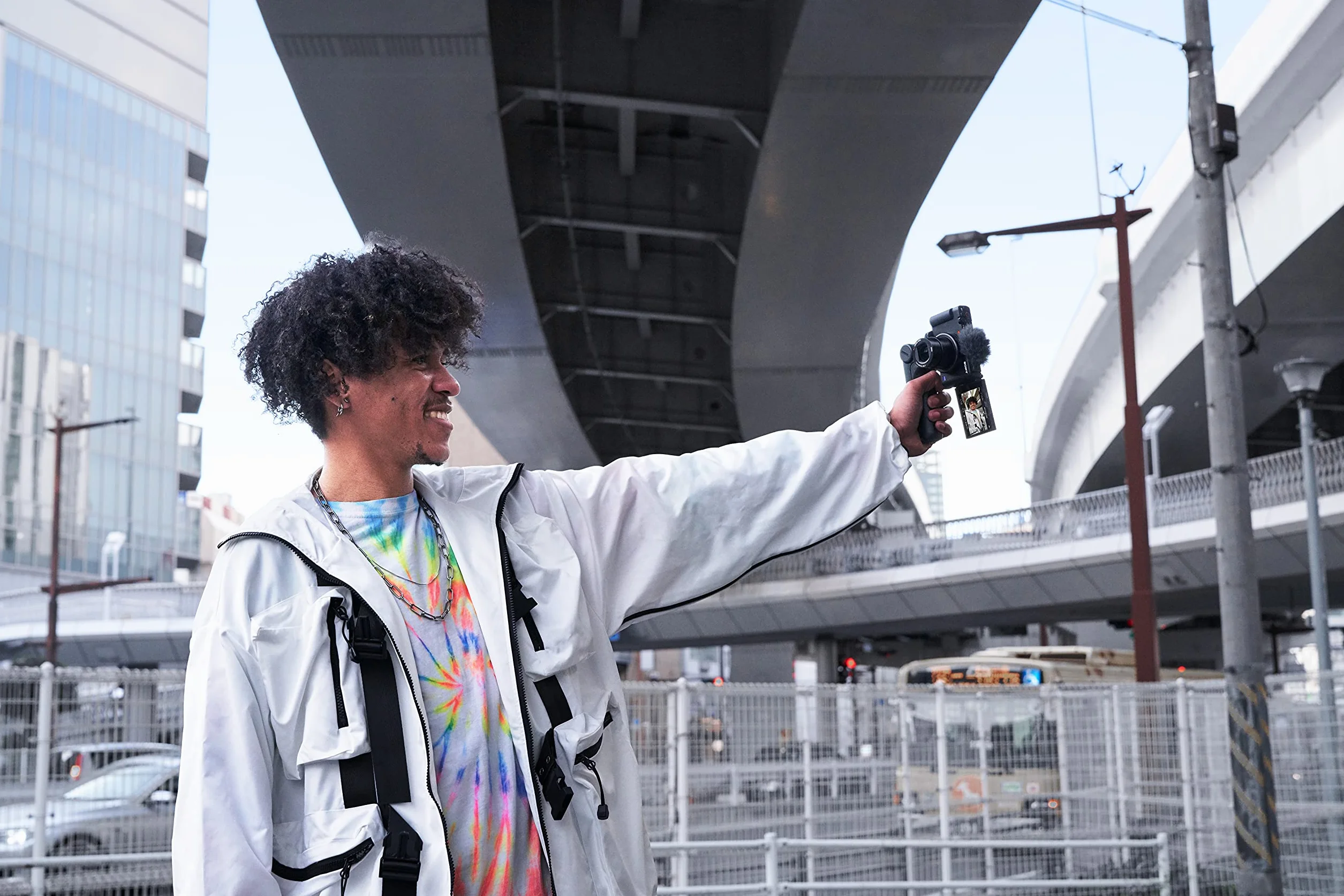 Sony Vlog Camera Fotocamera Digitale Con Schermo LCD Direzionabile E Video 4K, Nero