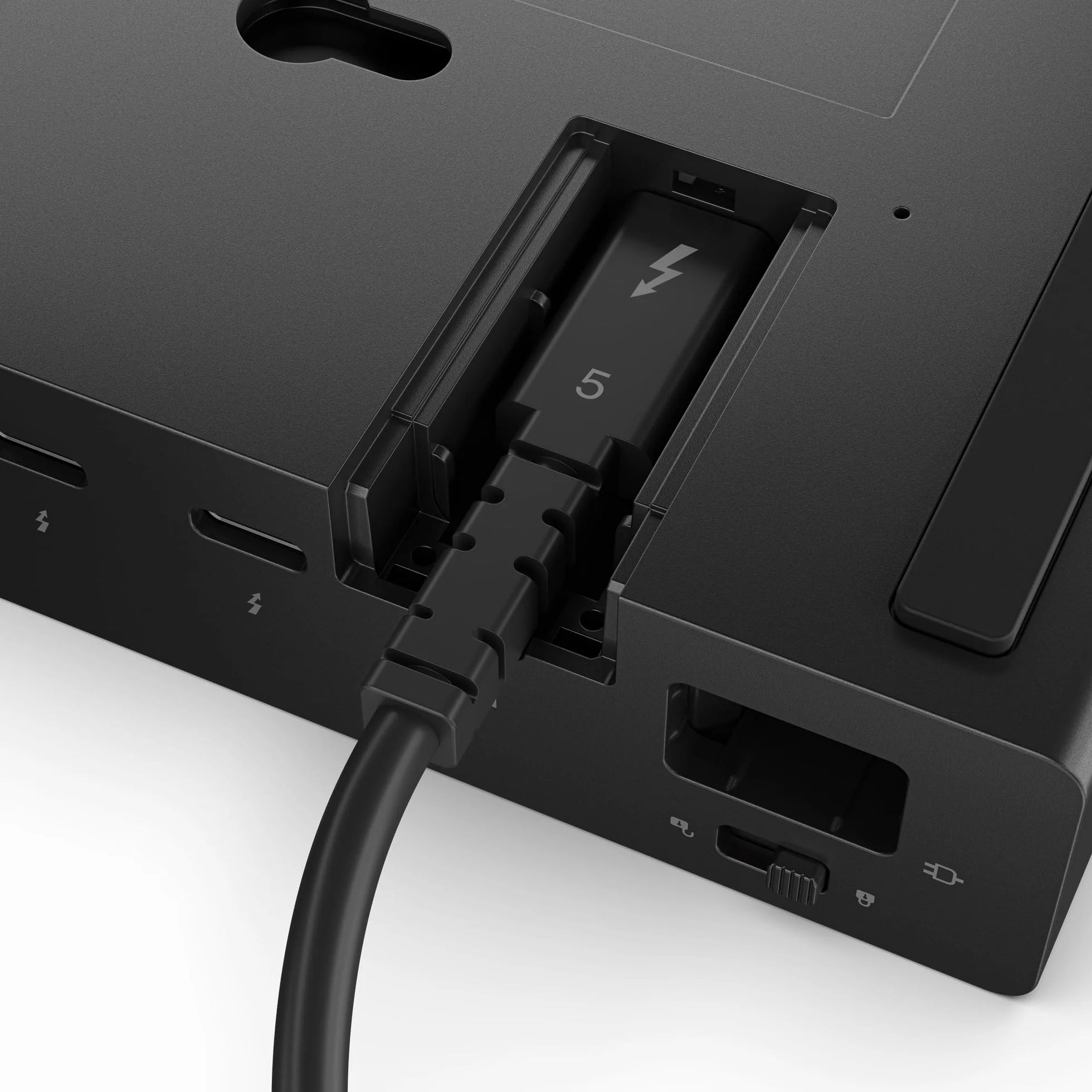 Lenovo ThinkPad Thunderbolt 5 Smart Dock 7500 EU, docking station con 2xDP 2.1 HDMI 2.1 2.5GbE, porte USB-A/USB-C, PD 3.1 fino a 180W