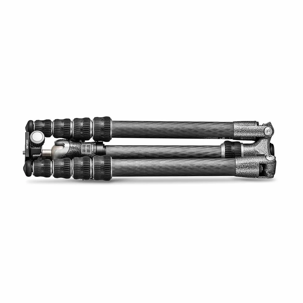 Gitzo GK1555T-82TQD Traveler Treppiede con Testa a Sfera Centrale, Compatto, Ripiegabile e Leggero, Colonna Corta per Inquadrature Raso Terra Inclusa, Serie 1, 5 Sezioni, Fibra di Carbonio