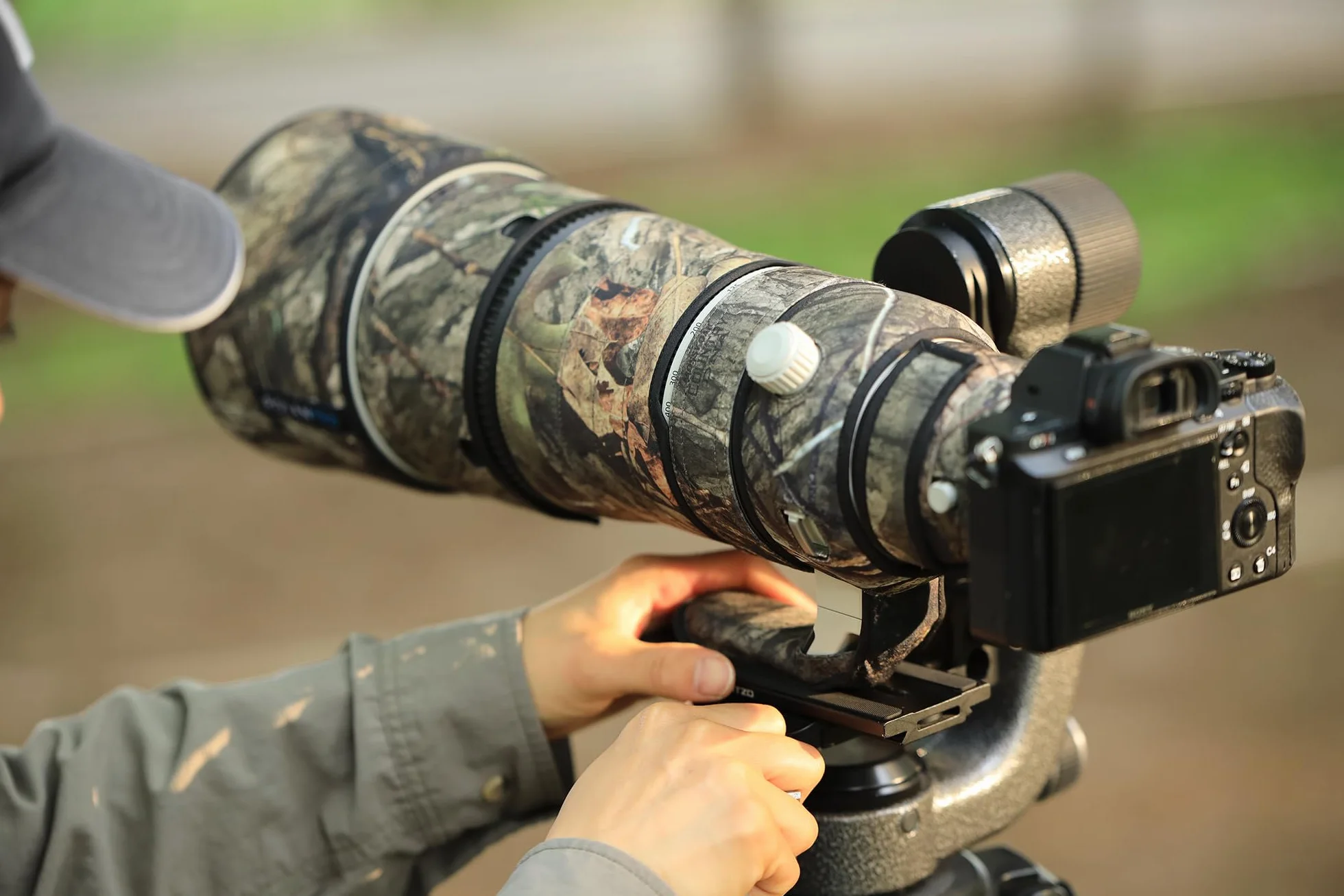 Rolanpro Copriobiettivo impermeabile mimetico per Sony FE 100-400 mm F4.5 GM OSS Lens Custodia protettiva abbigliamento #31 Jungle camo impermeabile