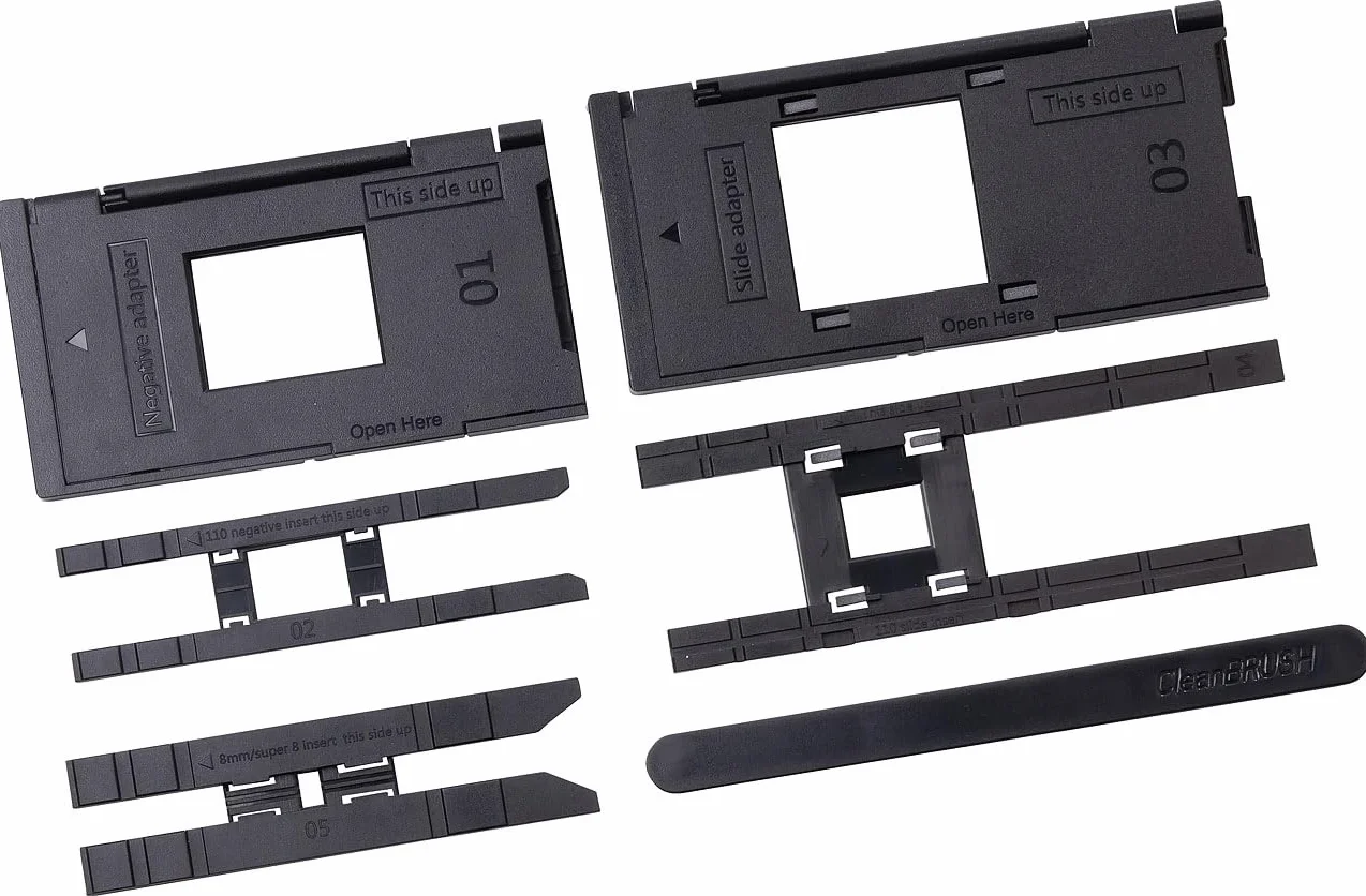 Somikon scanner di diapositive: Scanner per diapositive e negativi autonomo, 25 MP, display a colori IPS da 7" / 17,8 cm (digitalizzatore dia, digitalizzare, fotocamera)