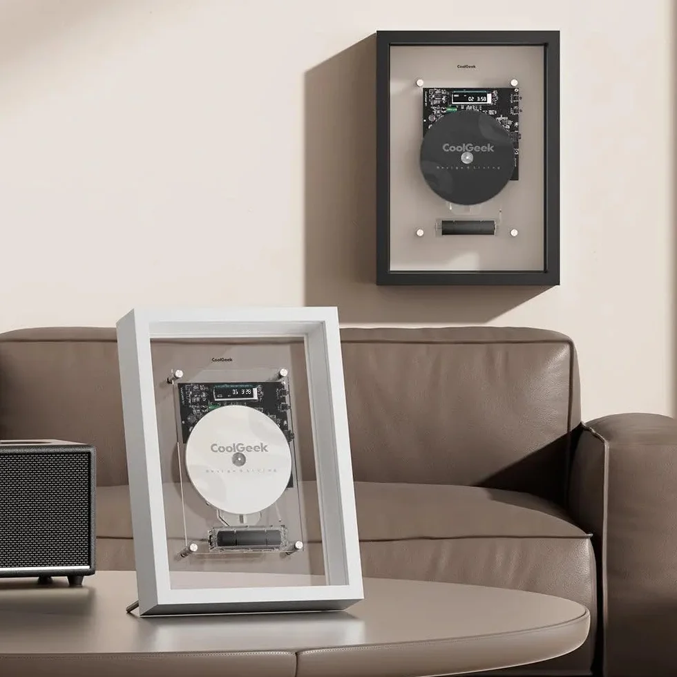 Lettore CD verticale M1 da parete o scrivania, design artistico industriale trasparente, trasmettitore CD Hi-Fi Bluetooth (altoparlante esterno richiesto), batteria ricaricabile 8 ore