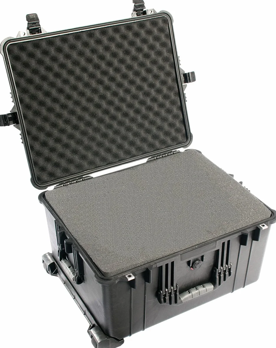 Peli, 1620 Valigia per telecamere professionali, IP67 Impermeabile e a prova di polvere, Capacità di 72L, Prodotto in Germania, Con Inserto in schiuma personalizzabile, Nero