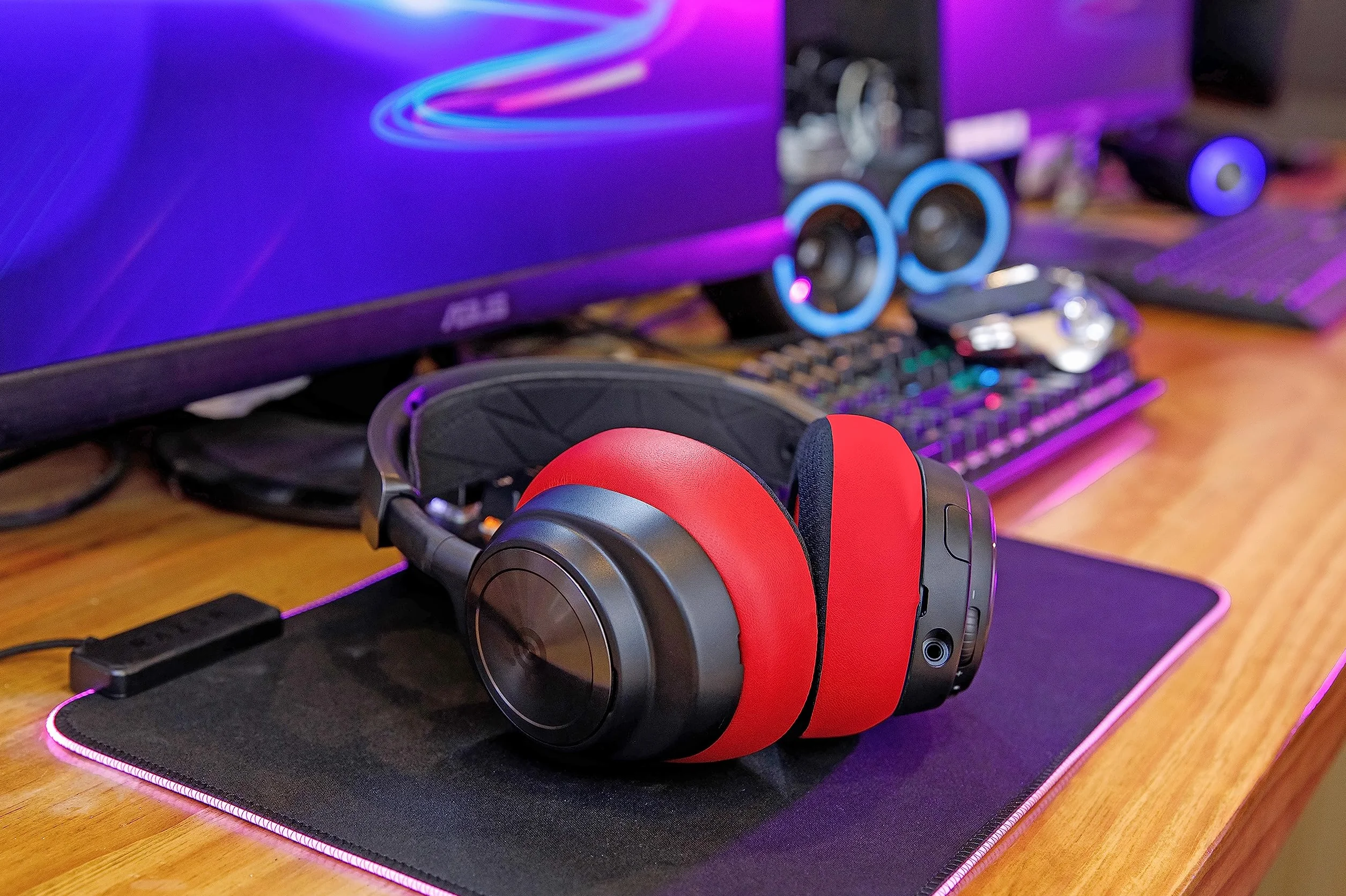 WC Freeze Nova Pro Wireless - Cuscinetti auricolari in gel rinfrescante per Arctis Nova Pro Wireless, Nova Elite e Nova Pro Omni (non compatibili con altri modelli), di Wicked Cushions | Red