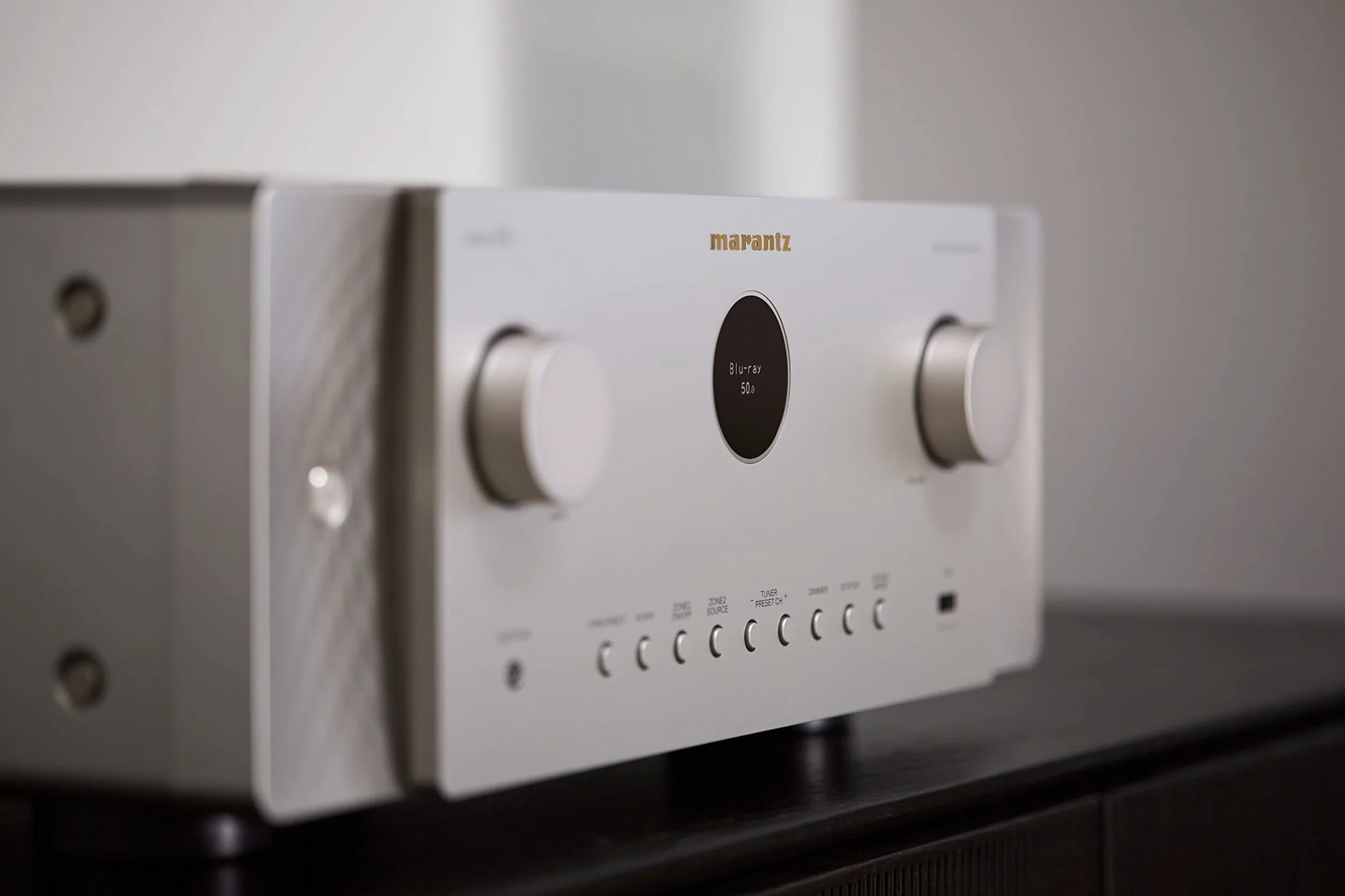 Amplificatore AV Marantz Cinema 60 Dab, Finitura Silver-Gold