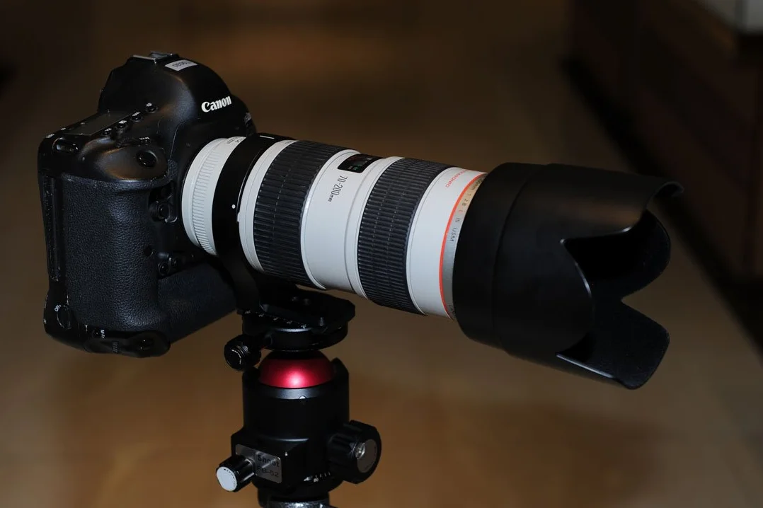 iShoot Anello di montaggio per treppiede B(W) compatibile con Canon EF 70-200mm f/2.8L USM/is USM/is II USM/III USM, EF 100-400mm f/4.5-5.6L is USM, EF 35-350mm f/3.5-5.6L USM, EF 300mm f/4L è USM