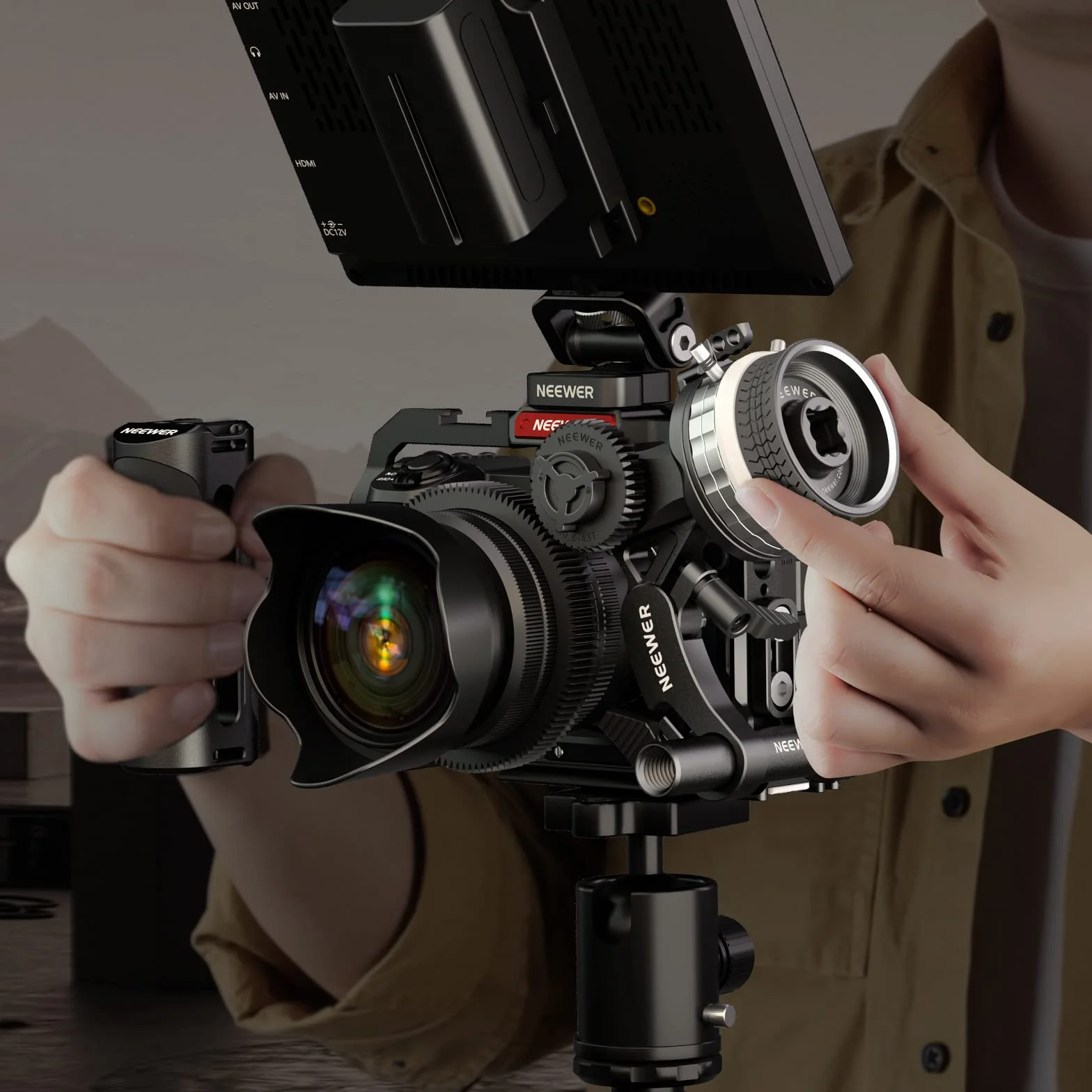 NEEWER Mini Follow Focus con attacchi A/B, corona dentata, asta da 15 mm e morsetto per fotocamera a film, fotocamera DSLR/senza specchio, compatibile con lenti di diametro fino a 114 mm, PG001