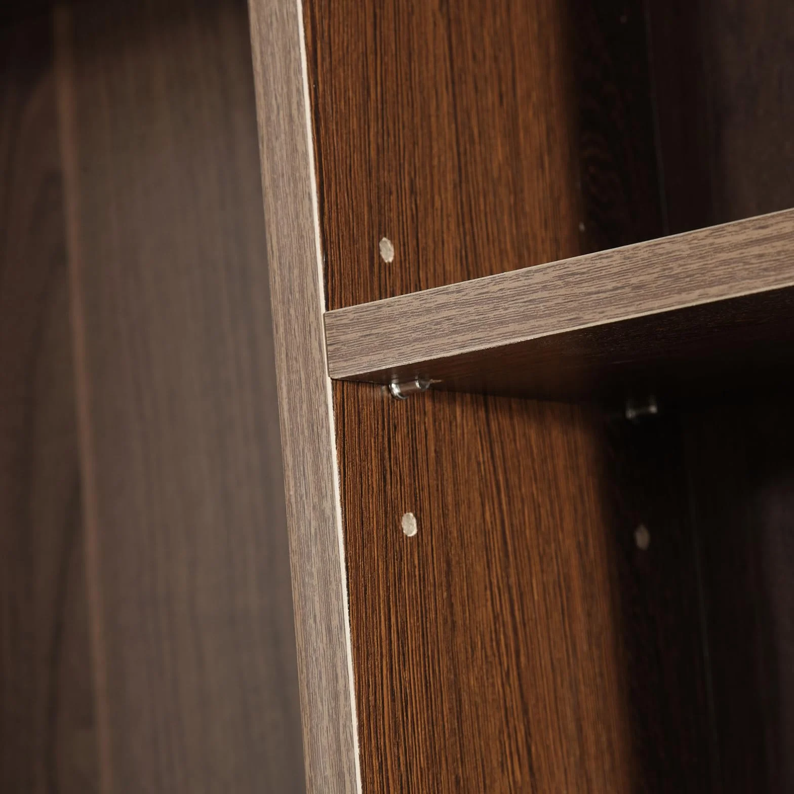 HOMCOM Mobile Porta CD con Ripiani Regolabili, Scaffale Porta 1116CD/528DVD Salvaspazio in Legno, Mobile Portacd con 36 Scomparti, per Soggiorno, Camera da Letto, Ufficio, 102x23.5x195 cm, Marrone