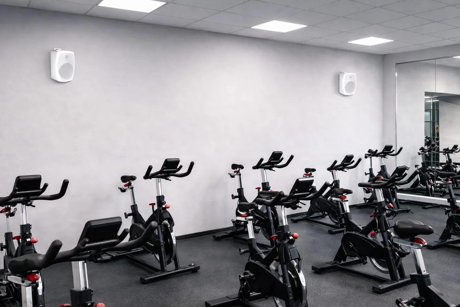 System One – od520 WH - Coppia di casse acustiche per interni ed esterni. Colore: Bianco.