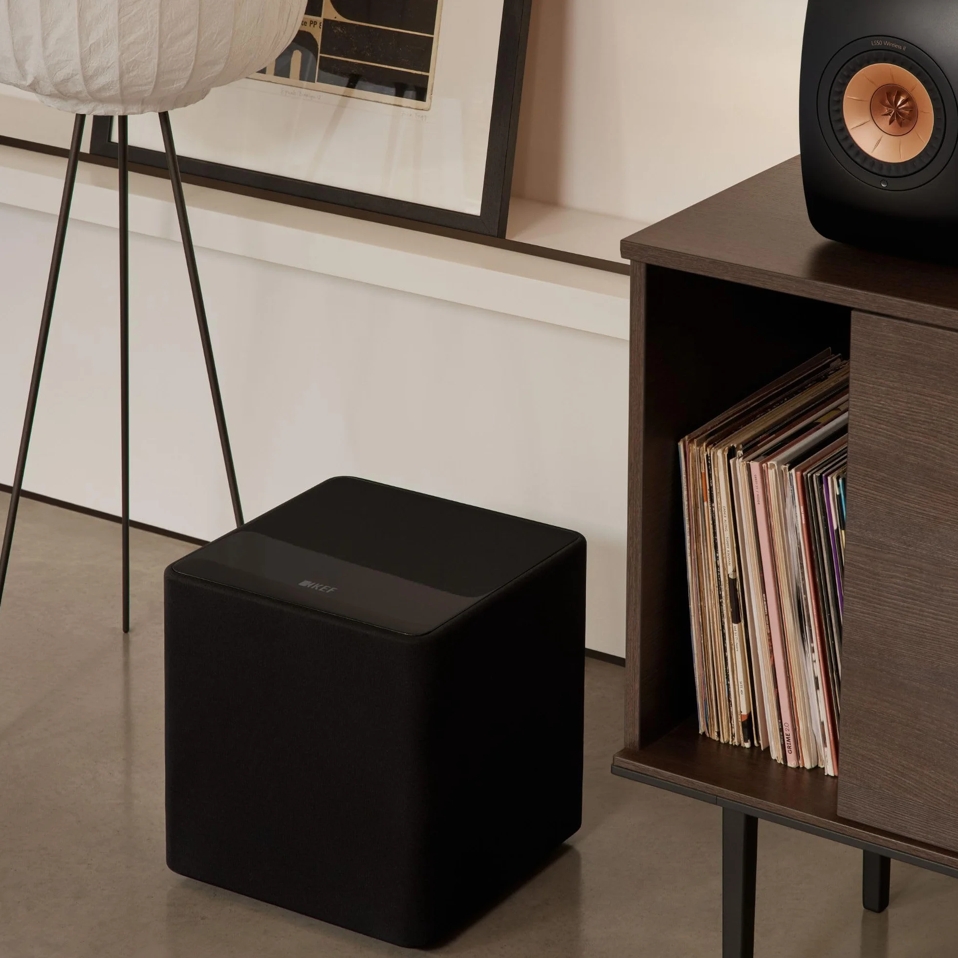 KEF Kube 10 MIE Subwoofer Nero 300W Classe D RMS 10 pollici iBX RCA phono
