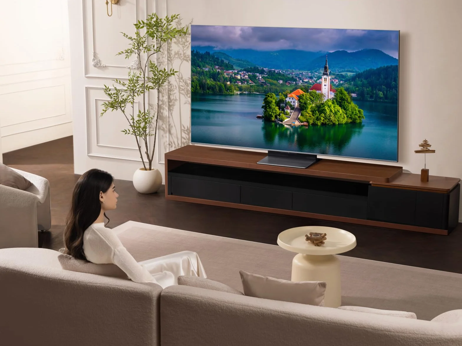 TCL 65Q8C 65-calowy QD-Mini LED TV 4K HDR Premium 4500 ZeroBorder Google TV Dolby Vision IQ Atmos CrystGlow WHVA