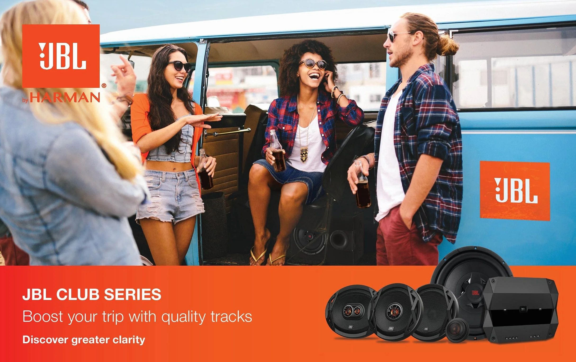 JBL Club A600 Amplificatore Mono Subwoofer con 350W RMS a 4Ω, 600W RMS a 2Ω, tecnologia Class D, risposta 10–320Hz, filtro LP variabile, bass boost e controllo di fase integrato per regolazione