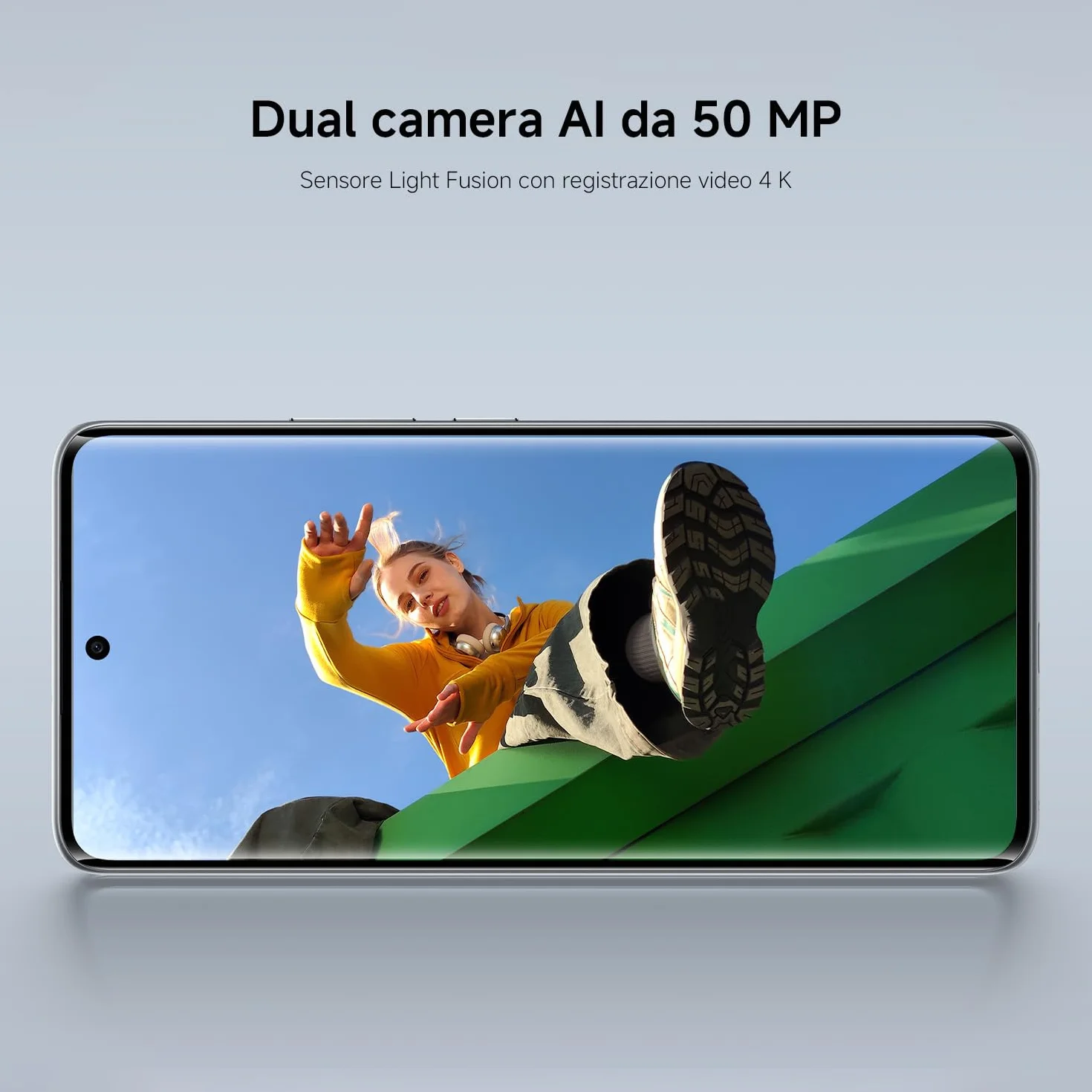 XIAOMI POCO M8 5G, Smartphone 8+256GB, Display AMOLED FIoW 6,77" 120Hz, Snapdragon® 6 Gen 3, Doppia fotocamera AI 50MP, Design curvo 3D da 7,35 mm, Nero, Garanzia 2 anni, Caricatore non incluso
