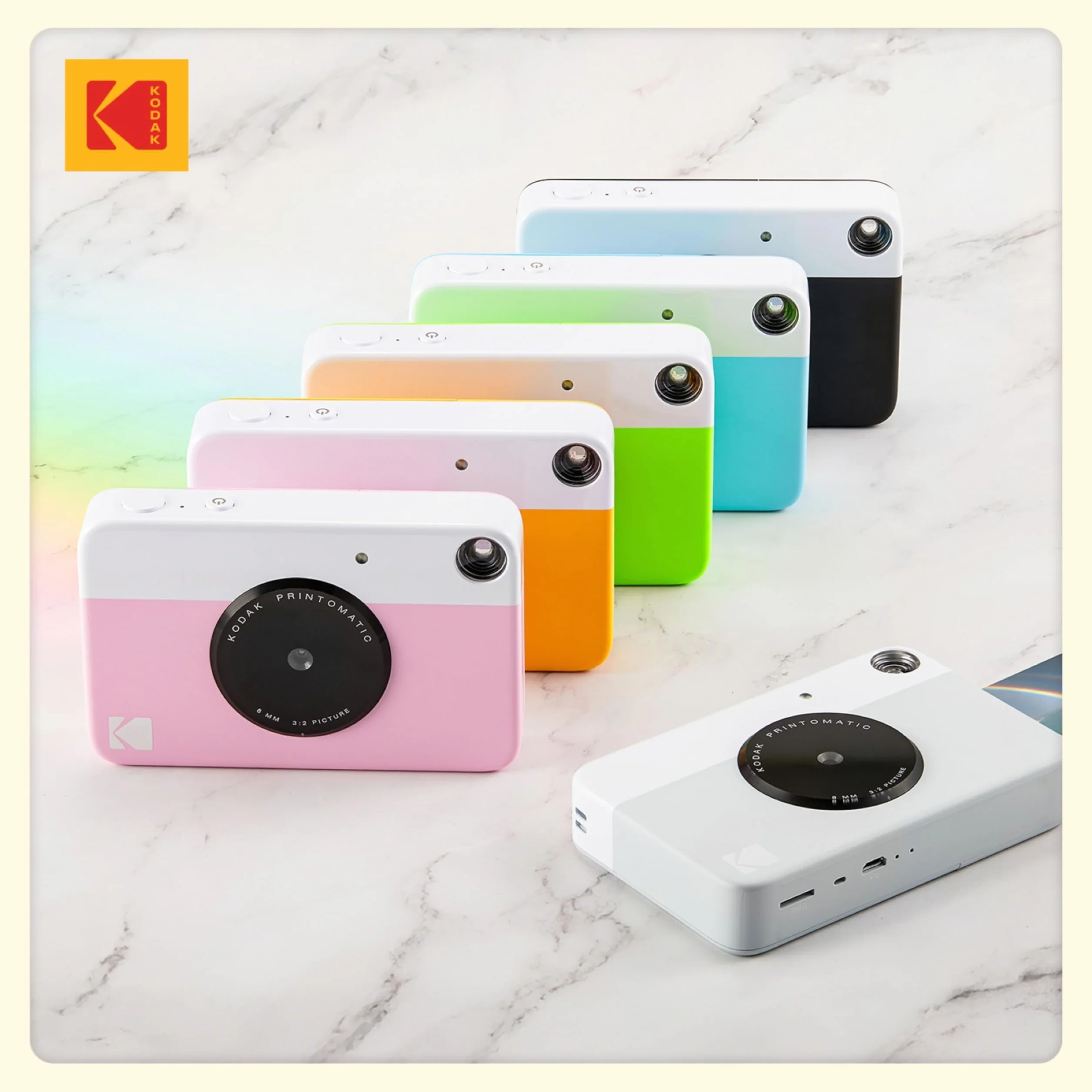 KODAK Printomatic Pacchetto iniziale per macchina fotografica a stampa istantanea a colori + Custodia morbida + Carta fotografica Zink da 20 pezzi - Foto colorate su carta adesiva 2x3" - Giallo