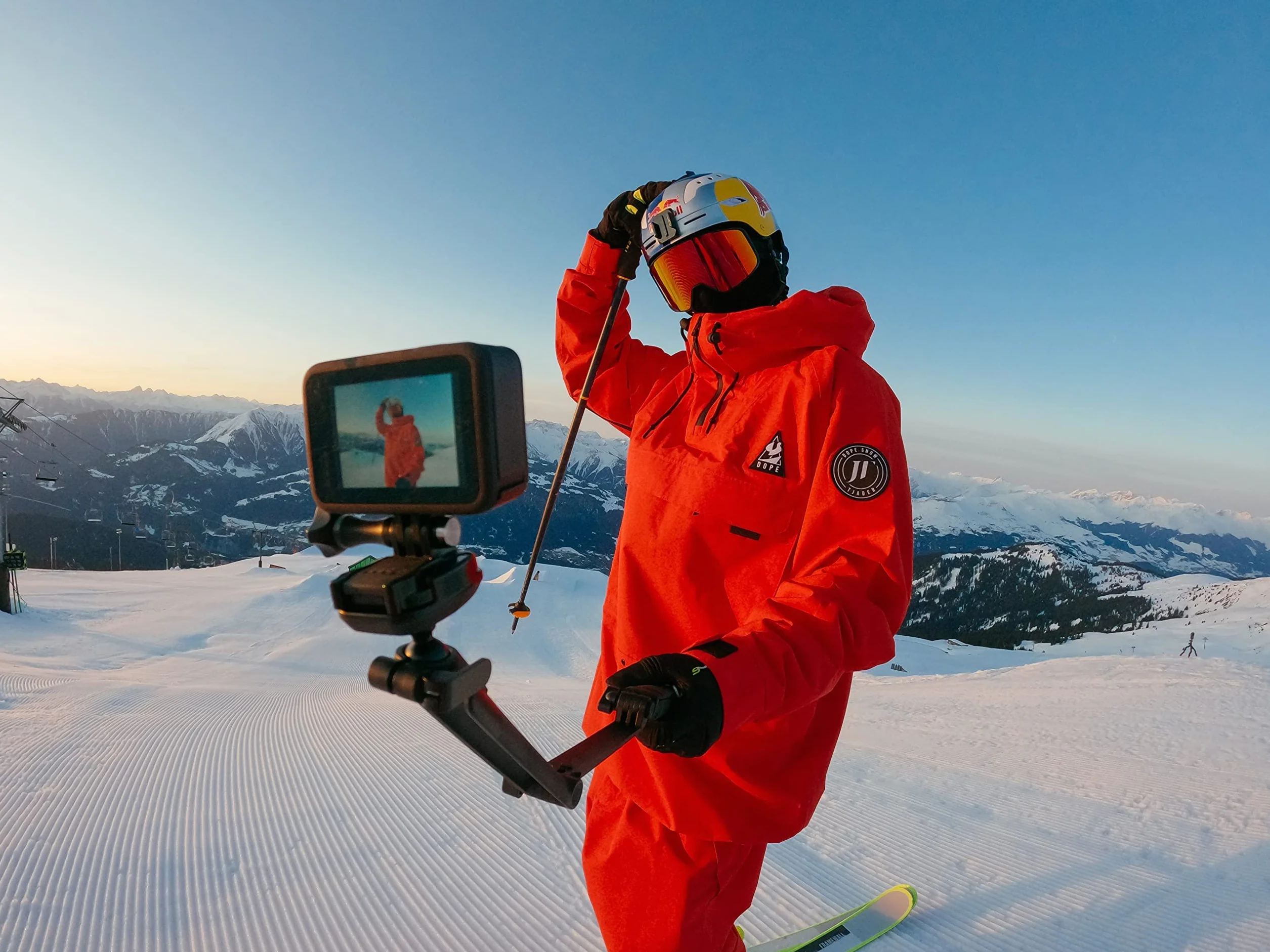 GoPro HERO10 Telecamera d'azione Impermeabile 5.3K60 23 MP Schermo LCD Touch Stabilizzazione