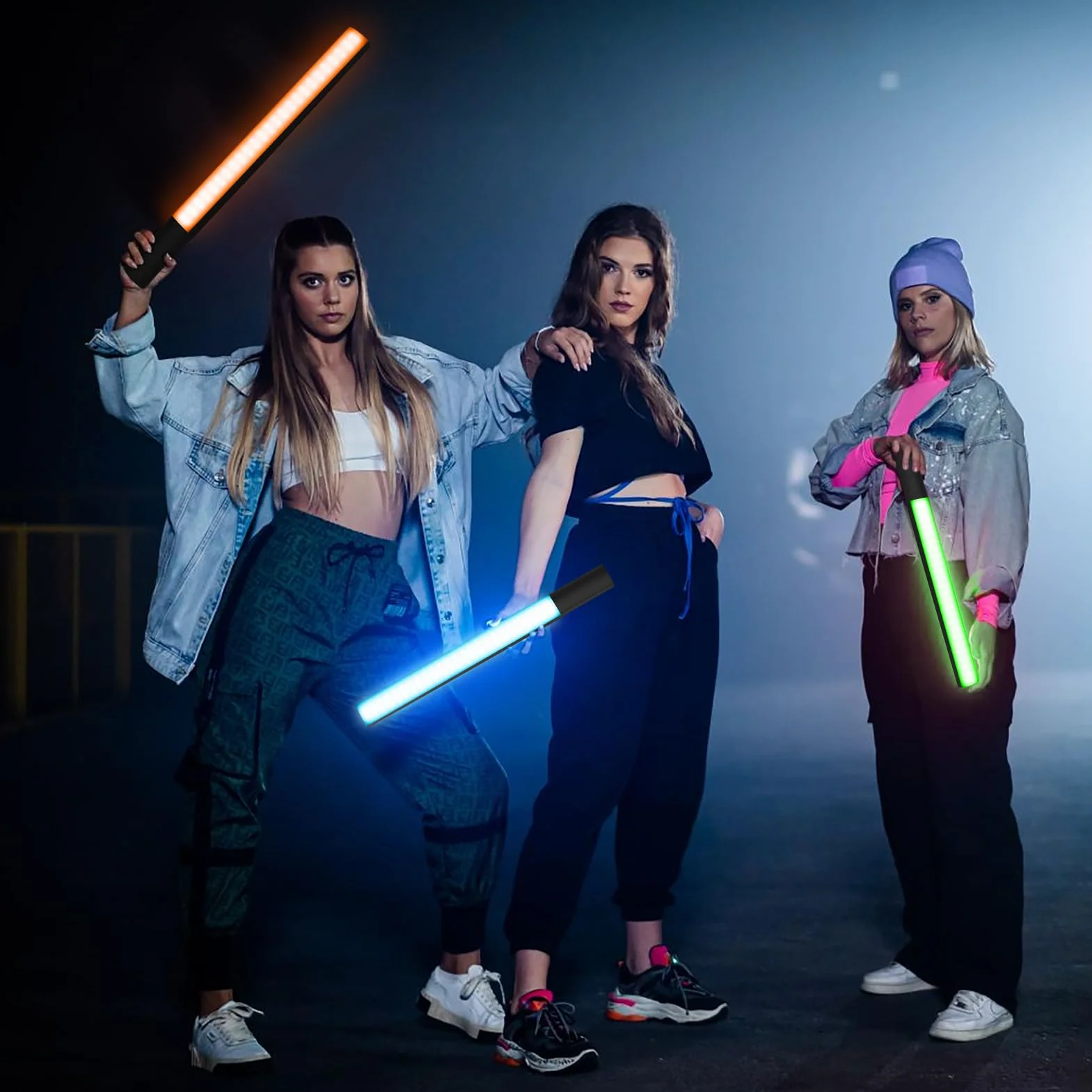 Obeamiu Kit di 2 bacchette luminose RGB per fotografia, dimmerabili, 2500-8500 K, con batteria da 8000 mAh, barra luminosa da studio con borsa per il trasporto per registrazione video, fotografia,