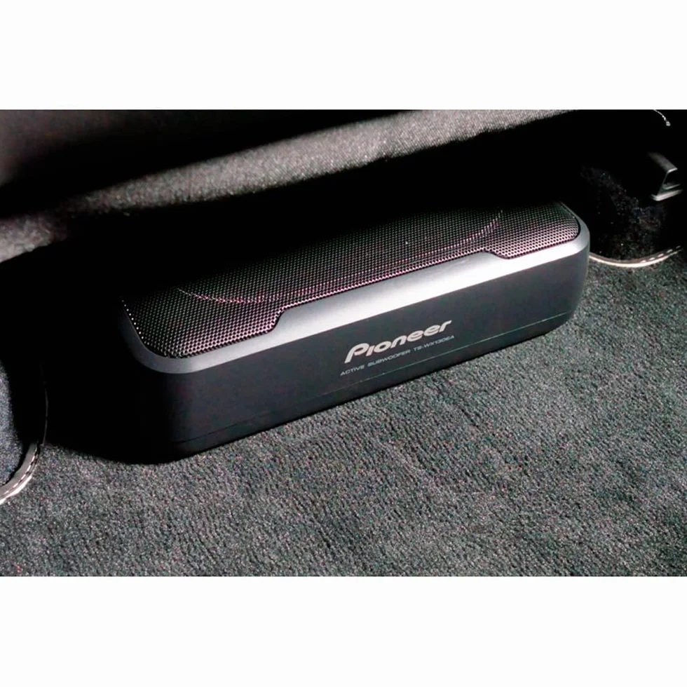 Subwoofer attivo Pioneer TS-WX130EA, potente subwoofer con alloggiamento con potenza massima di 160 W, subwoofer 20 x 13 cm in alloggiamento MDF, membrana IMPP, nero, potenza di ingresso nominale 50 W
