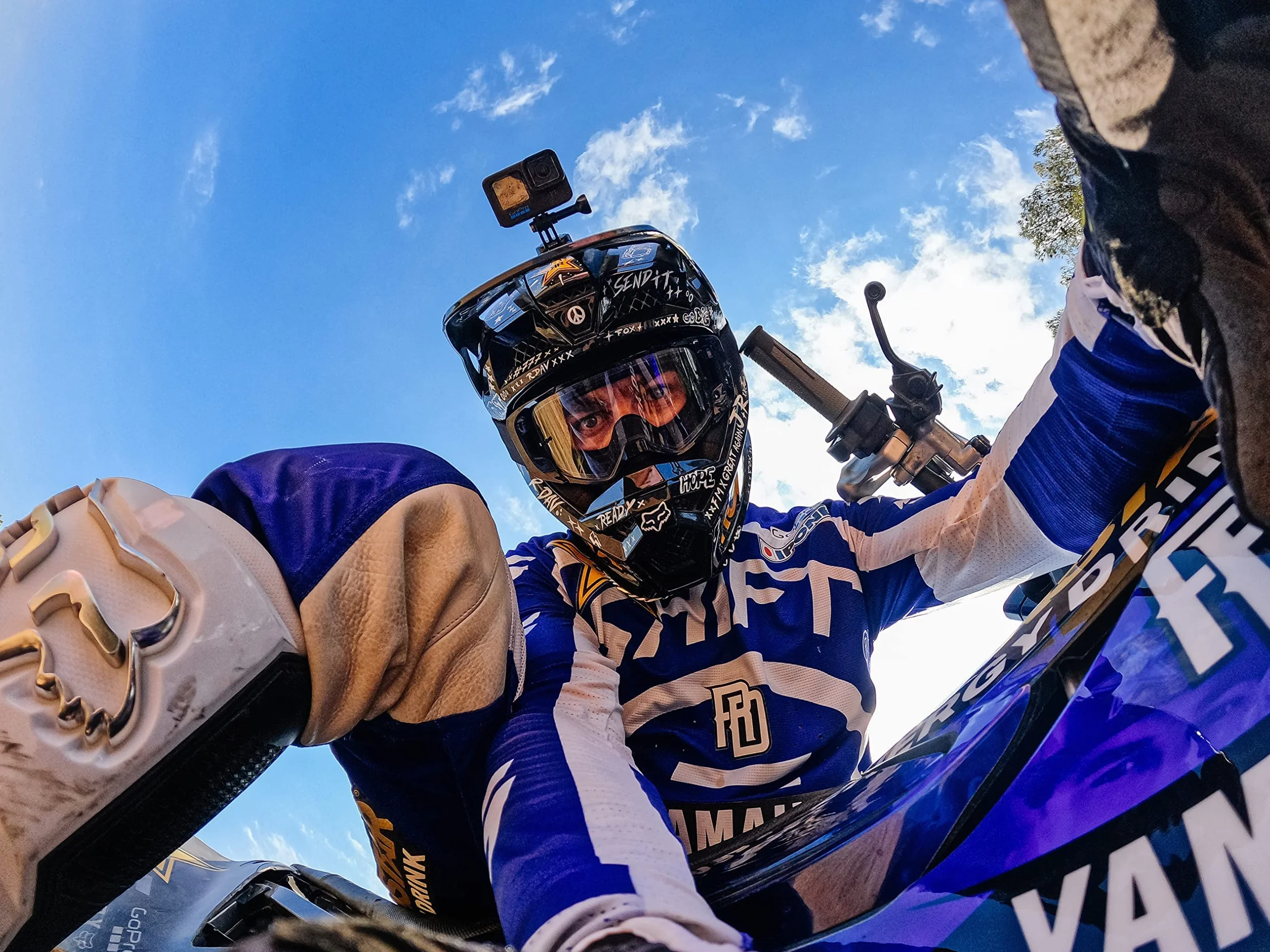 GoPro HERO10 Telecamera d'azione Impermeabile 5.3K60 23 MP Schermo LCD Touch Stabilizzazione