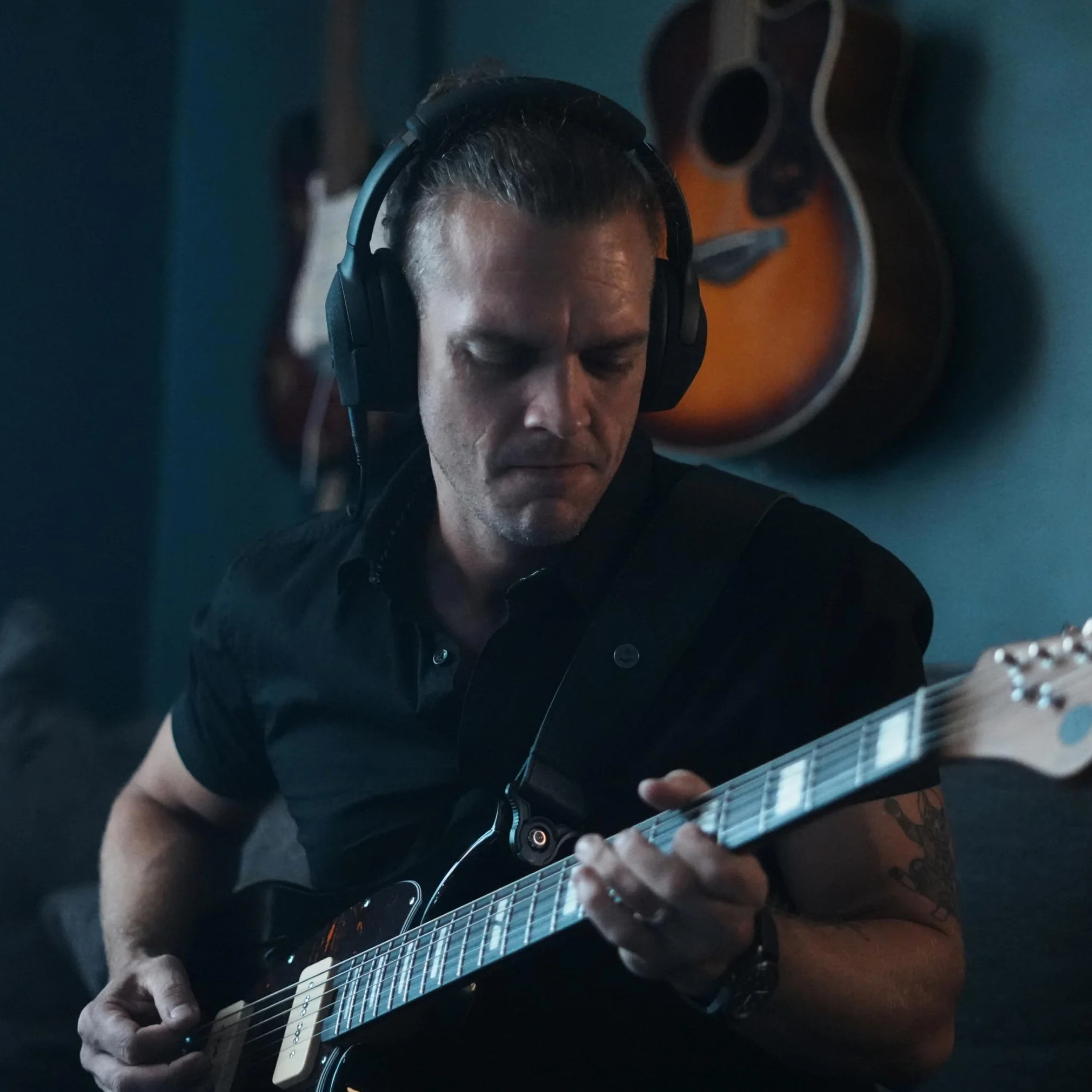 Positive Grid Spark NEO Core – Cuffie Smart Cablate per Chitarra con Driver Audio Personalizzati, Isolamento Acustico, Bluetooth e App con Funzioni IA per Chitarra Elettrica, Acustica e Basso