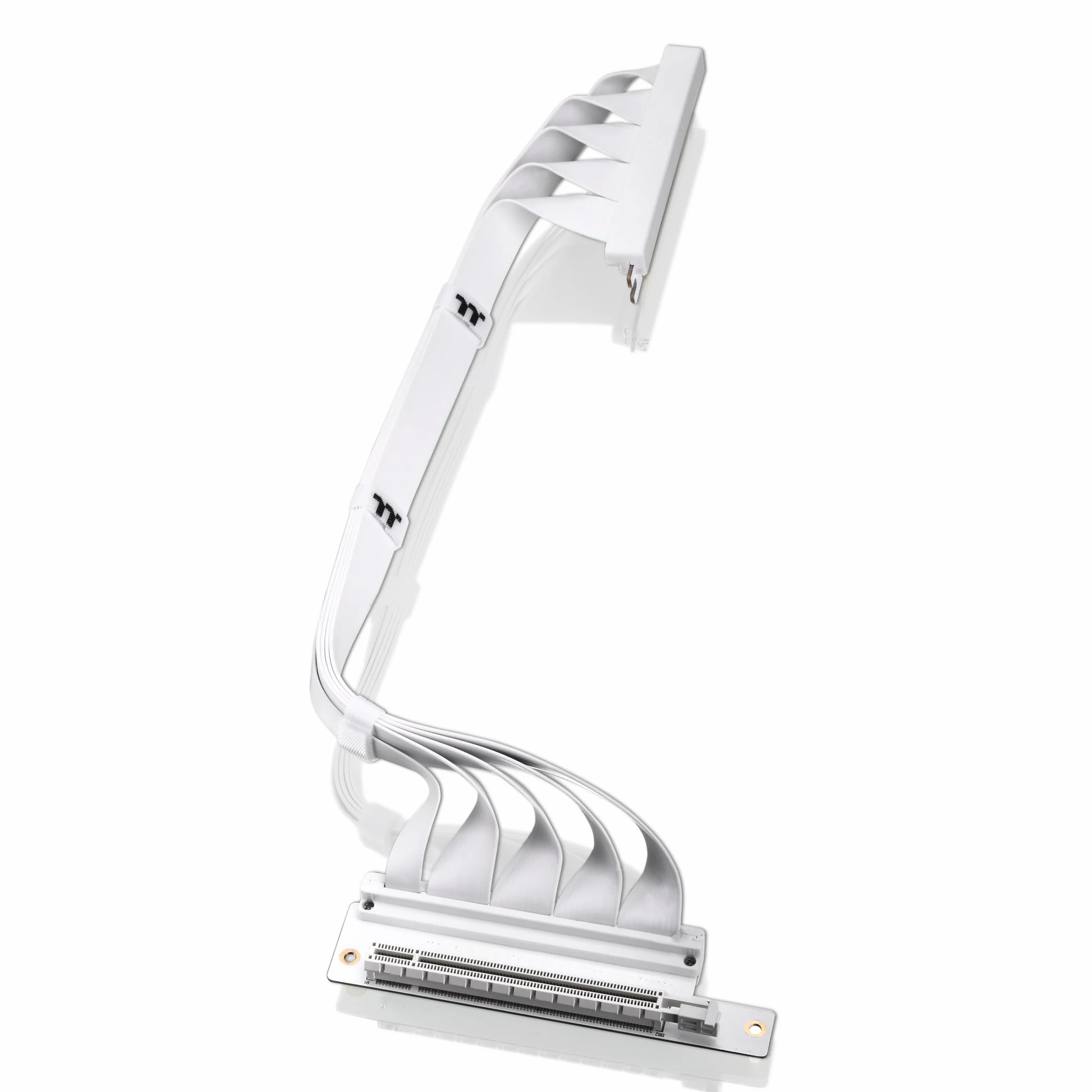 Thermaltake Cavo riser PCIe 4.0 con connettori a 90°; bianco; trasmissione ad alta velocità da 16 Gbps; 400 mm; schermatura EMI; AC-077-CO6OTN-C1; 3 anni di garanzia
