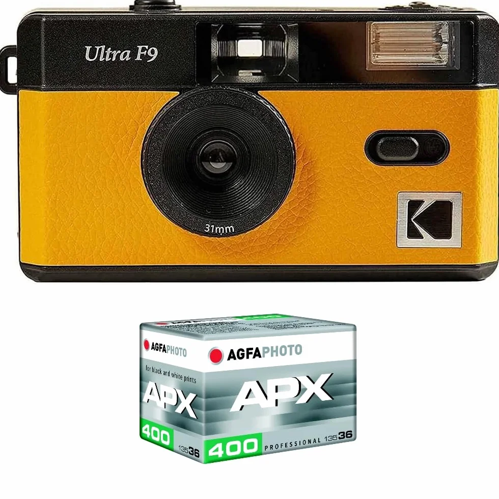 KODAK Pack F9 argento + pellicola 400 ASA – Fotocamera ricaricabile 35 mm giallo, obiettivo grandangolare fisso, mirino ottico, flash integrato + pellicola APX 00, 36 posizioni