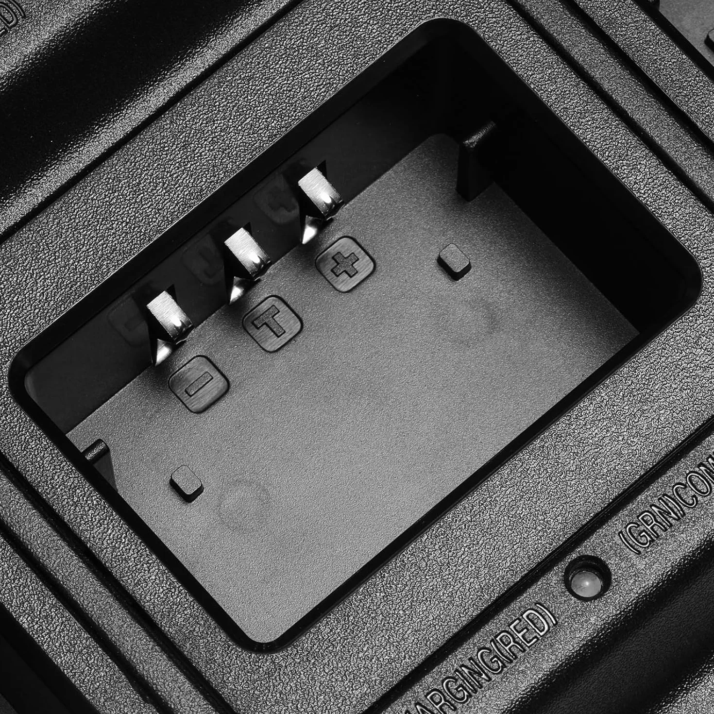 BAOFENG GT-5R UV-5R Ładowarka 6-kanałowa do walkie-talkie i akumulatorów