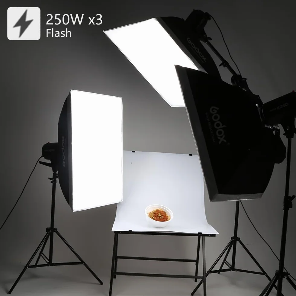 Godox Kit professionale di luci flash stroboscopiche da studio per la fotografia, 3 Pack 250W strobo con trigger strobo, Softbox, stativi per luci, braccio a braccio