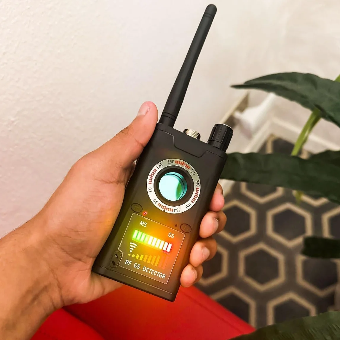 Rilevatore di Telecamere microspie - Scanner di Segnali RF, GPS e Campi Magnetici per Privacy e Sicurezza in Auto, Casa e Ufficio (k18s)