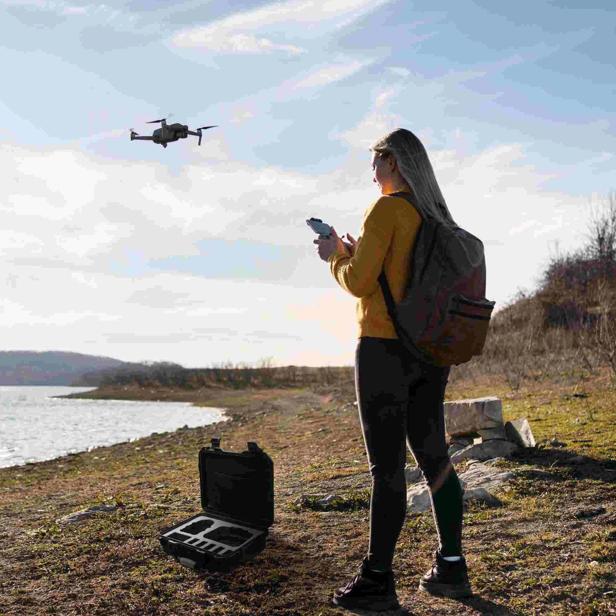 INNVO Custodia impermeabile e rigida per DJI Air 3S/3 Fly More Combo Tasca in rete e schiuma personalizzata antiurto