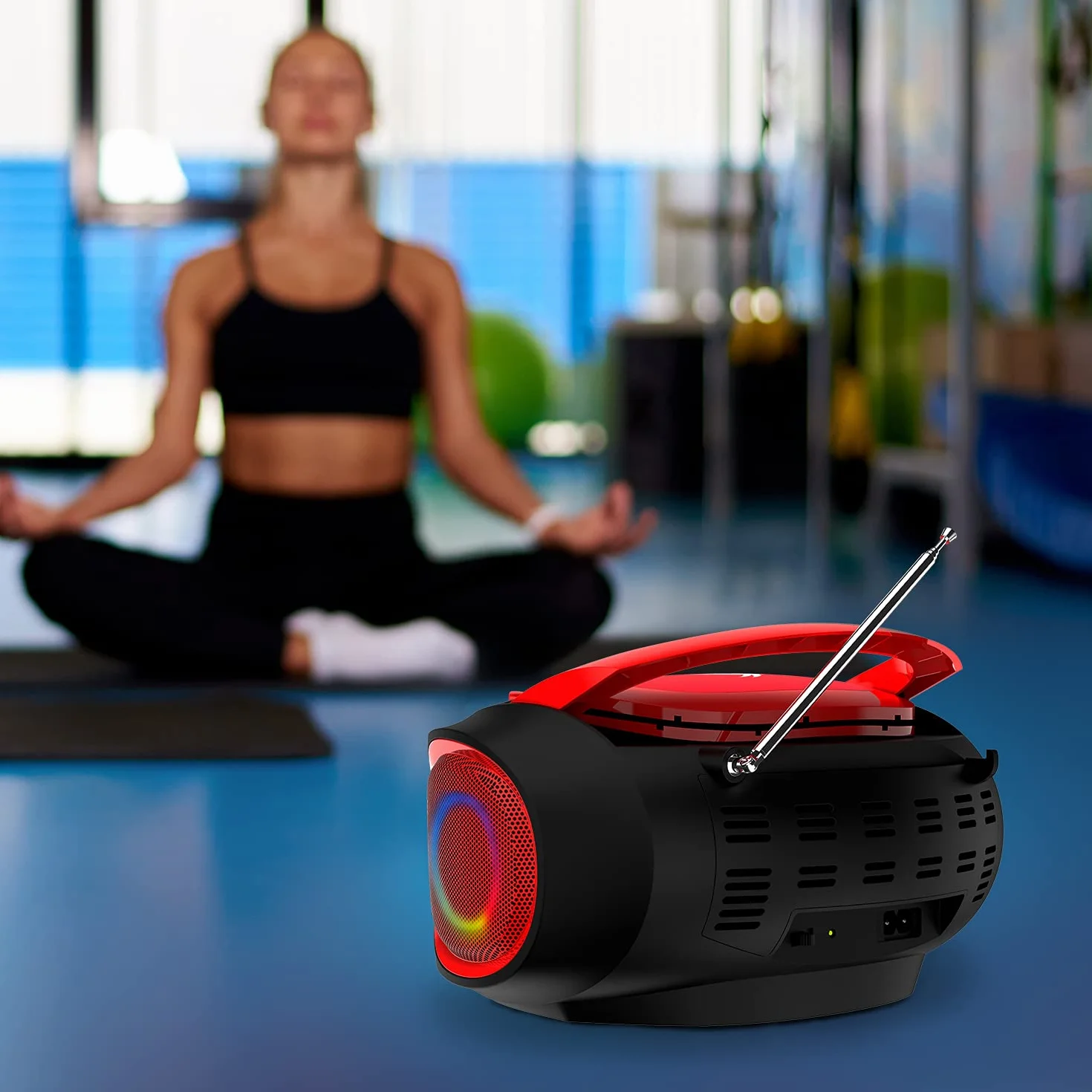 KLIM Boombox – Stereo Portatile Radio portatile FM, lettore cd, Bluetooth, MP3, USB, AUX - Batterie ricaricabili incluse - Connessione AUX e Wireless - Compatto e robusto - NOVITÀ - Rosso