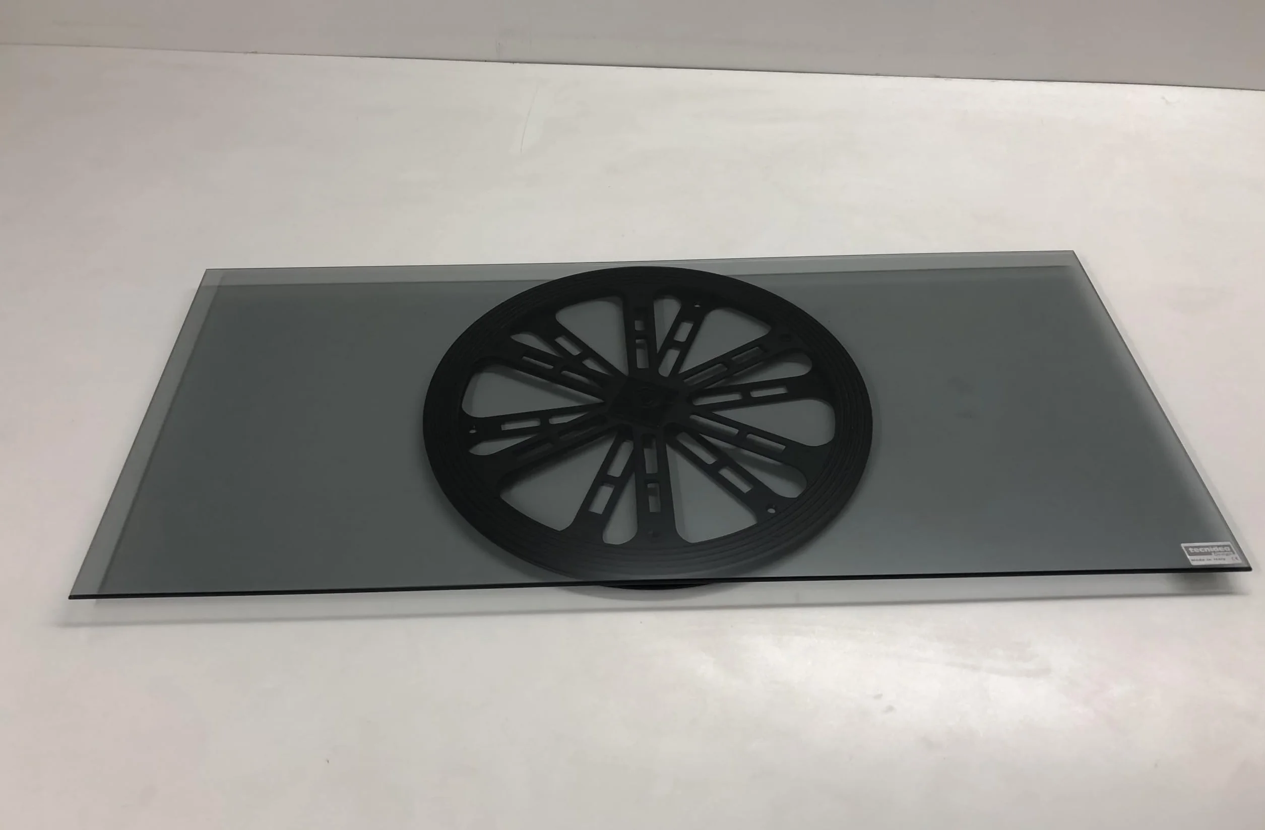 tecnidea Base girevole in vetro temperato colore Nero fumè, GK70N, dim: cm 70x32 - portata max. kg 40 - gira con un dito.