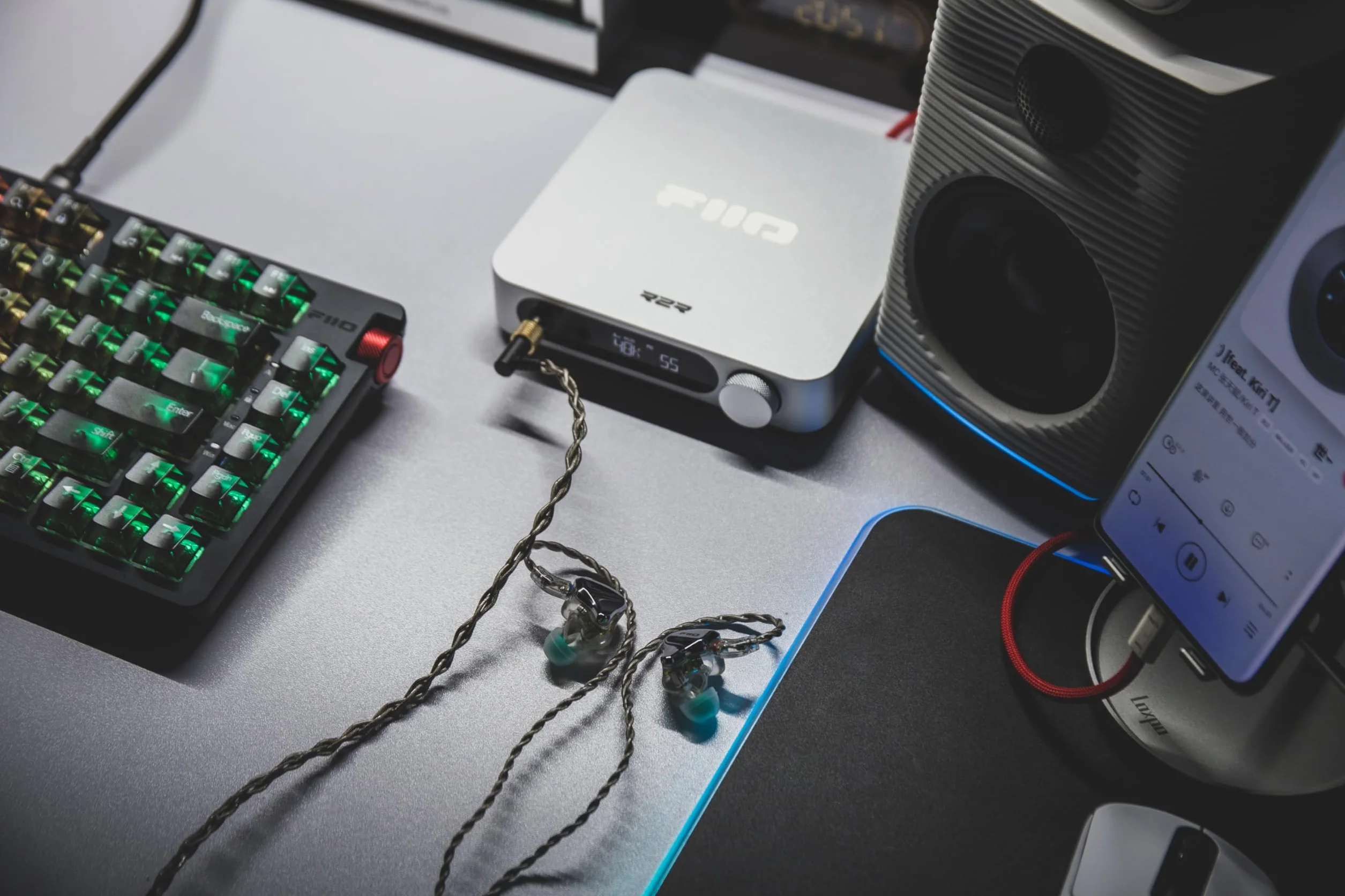 FIIO K11 Compact Desktop R2R architettura DAC e amplificatore per cuffie (nero)
