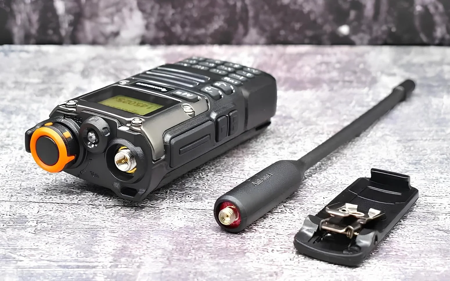 Radio CB Portatile UV-K5 (8) 50–600 MHz 5W 2023 FM/AM con USB-C