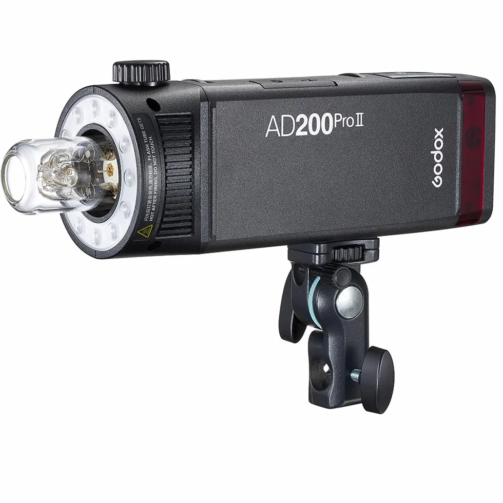 Godox AD200Pro II 200Ws Flash - HSS 1/8000s, 2.4G Wireless X-System, 0.01-1.8s Recycling, 2980mAh Batteria, TTL Compatibile con Canon/Nikon/Sony, aggiornamento da AD200Pro