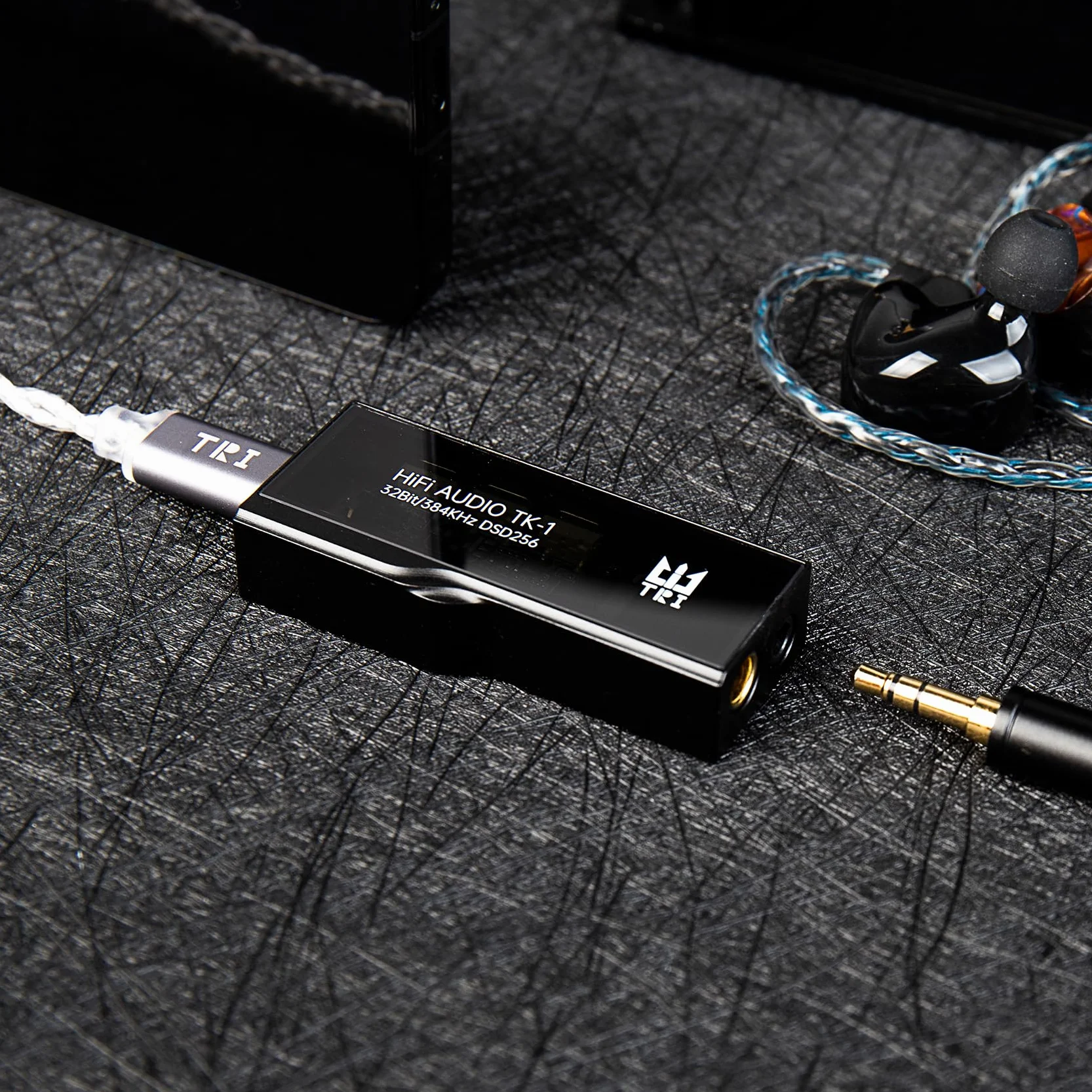 Yinyoo TRI TK1 Amplificatore per cuffie DAC Protable Dual CS43131 Chip 32Bit/384kHz DSD256 Dongle DAC per audio Hi-Fi con cavo adattatore USB-C a USB-C per jack per auricolari da 3,5 mm/4,4 mm