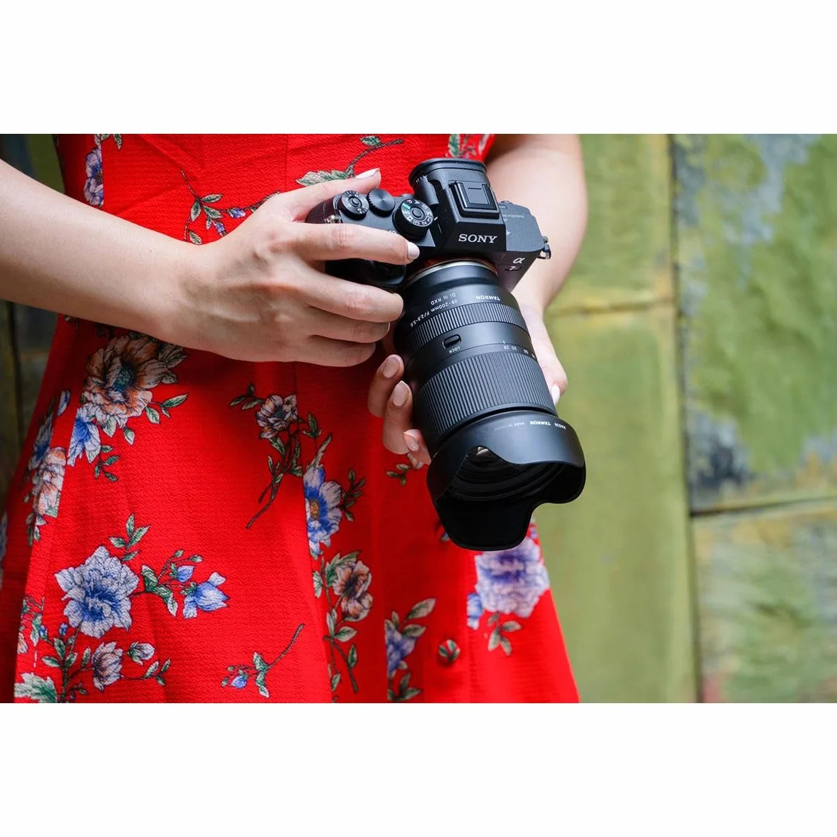 Tamron 28-200 F/2.8-5.6 Di III RXD per Sony Mirrorless Full Frame/APS-C E-Mount