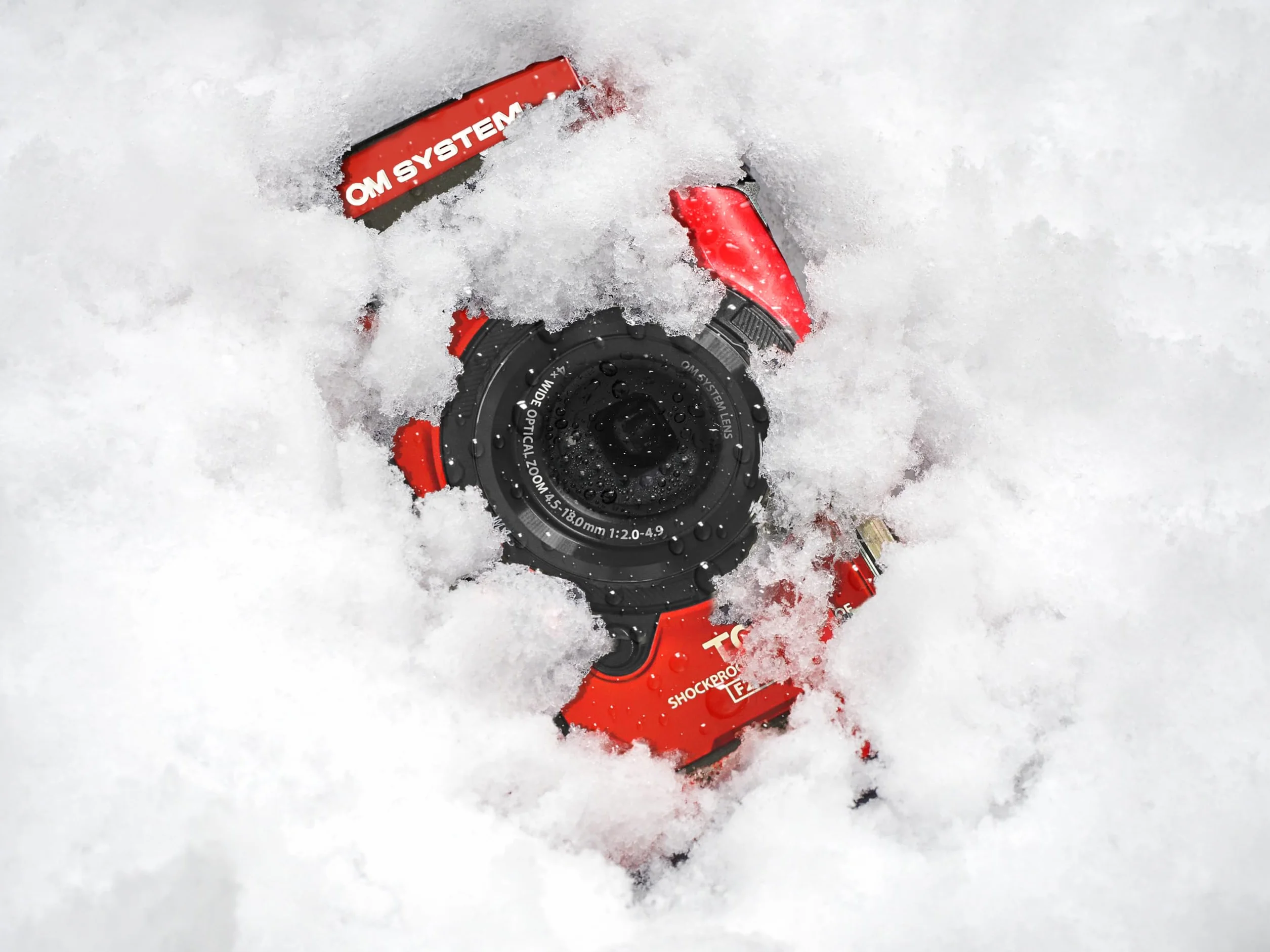 OM SYSTEM Tough TG-7 rosso, 12MP, impermeabile, resistente agli urti, modalità di ripresa subacquea e macro, video 4K, zoom 4x-grandangolare (erede di Olympus TG-6)