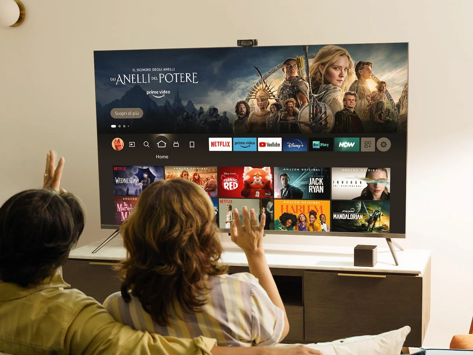 TCL 40SF540 TV 40" Full HD HDR e HLG Fire TV, Dolby Audio DTS Virtual: X, Design Bezel Less, Controllo Vocale, Bluetooth 5.0