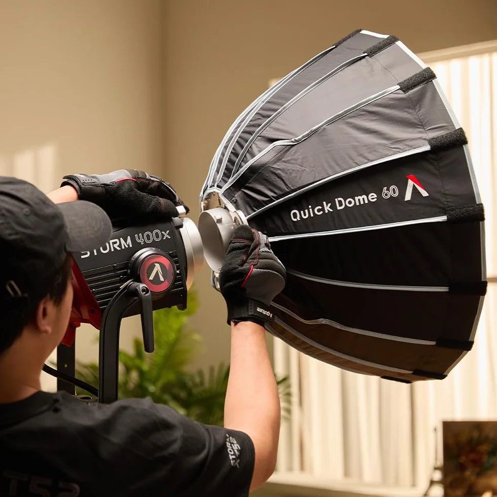 Aputure Quick Dome 60 - Softbox circolare Bowens da 61 cm con design a sgancio rapido, diffusione, griglia di controllo della luce e borsa per il trasporto