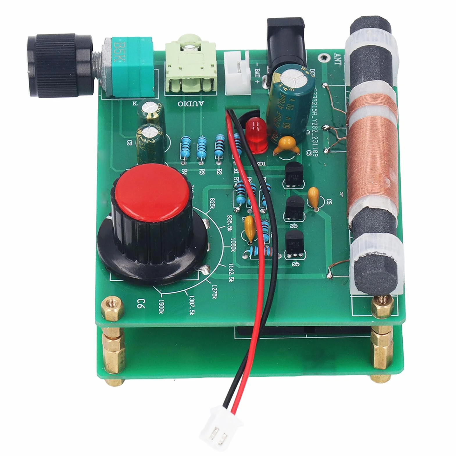 Kit Trasmettitore AM 20-500 MW Antenna 2-5 M Regolabile 530-1600kHz 3,5mm Input Suono