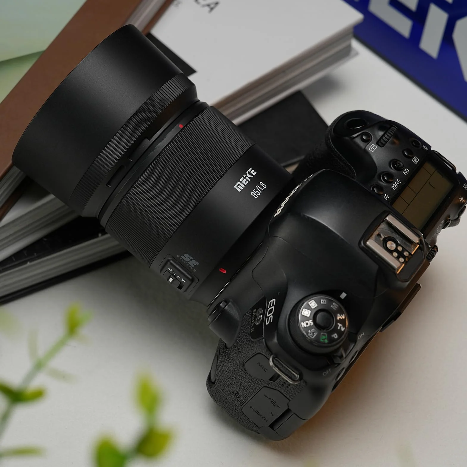 Meike Teleobiettivo 85 mm F1.8 SE Mark II STM AF full frame autofocus medio ad alta risoluzione 8K obiettivo ritratto compatibile con fotocamere DSLR Canon EOS EF Mount 5D 6D 5D Mark