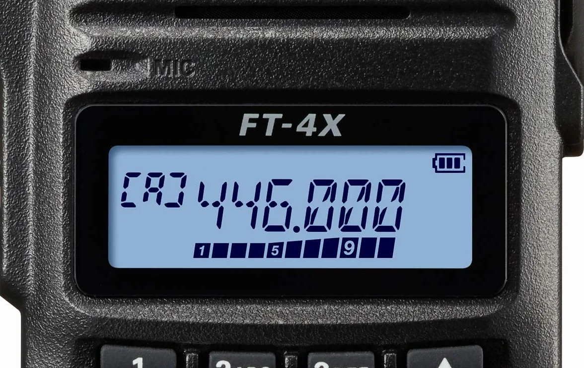 Yaesu - FT4XE, Walkie talkie bibanda VHF/UHF, 144-440 MHz, auricolare PIN19M