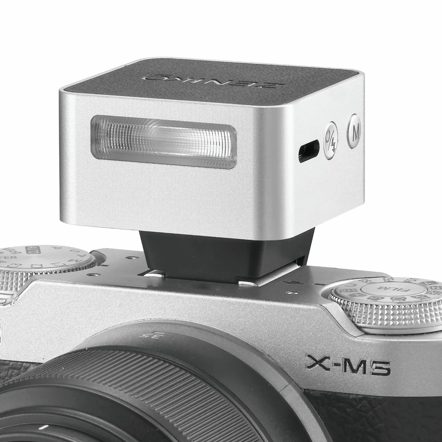 ZENIKO ZT08 F - Mini flash TTL per fotocamere Fuji da 47 g, ricarica USB-C, grandangolo da 28 mm, design retrò con display OLED, 740 flash completo, compatto e facile da viaggiare (argento)