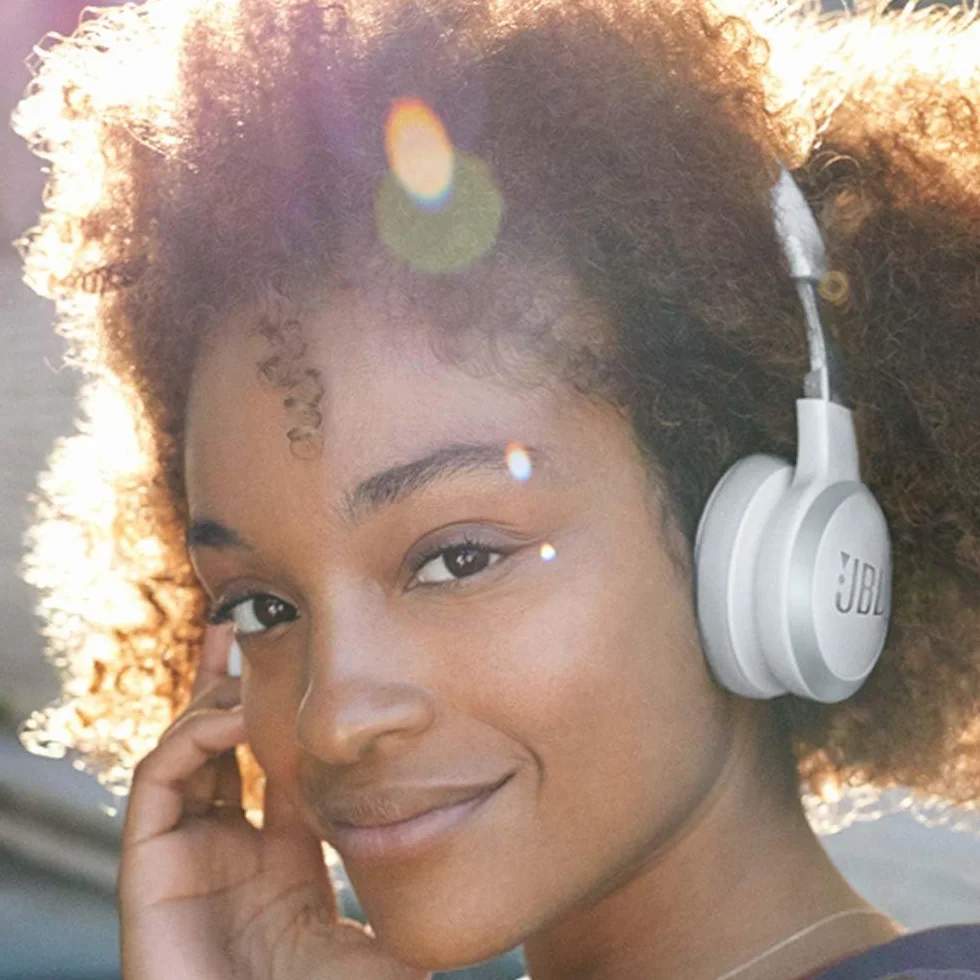 JBL LIVE 460 NC, Cuffie On-Ear Wireless Bluetooth con Cancellazione Adattiva del Rumore, Cuffia Pieghevole Senza Fili per Musica, Chiamate e Sport, Fino a 50h di Autonomia, Nero