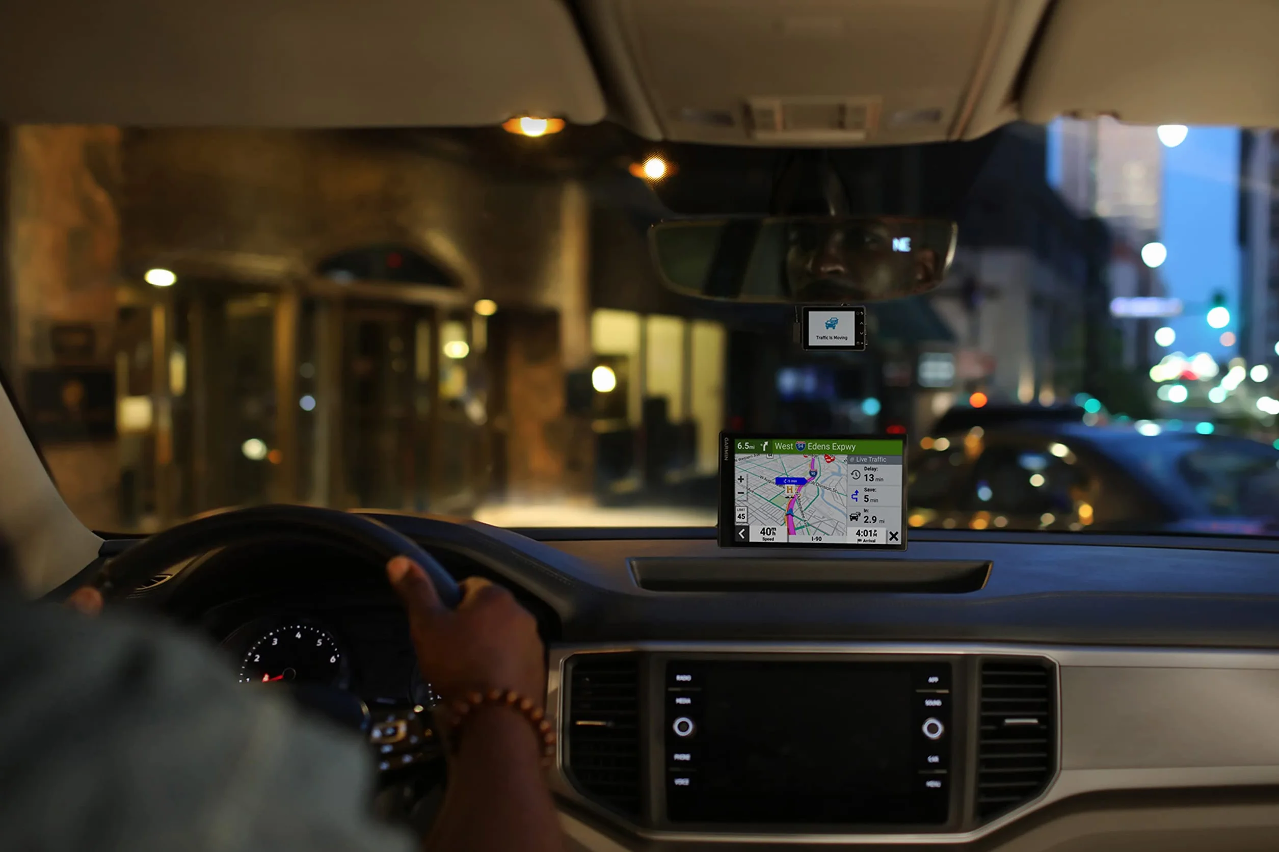 Garmin DriveSmart 76 MT-S, Navigatore GPS per Auto, Display 7", Touchscreen, Mappa Europa
